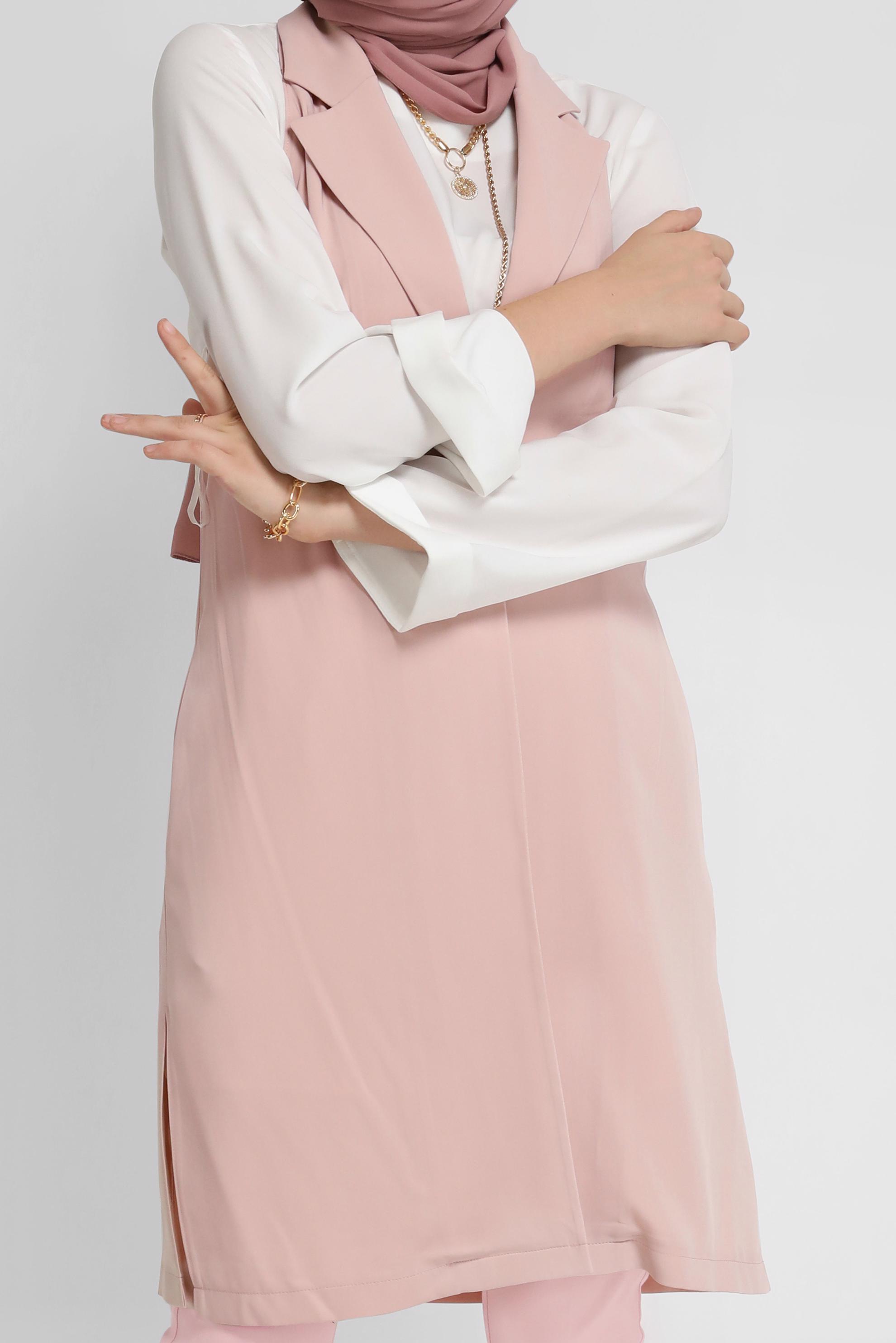 Tesettür giyim PUDRA DÜĞME DETAYLI KRUVAZE YELEK 40845