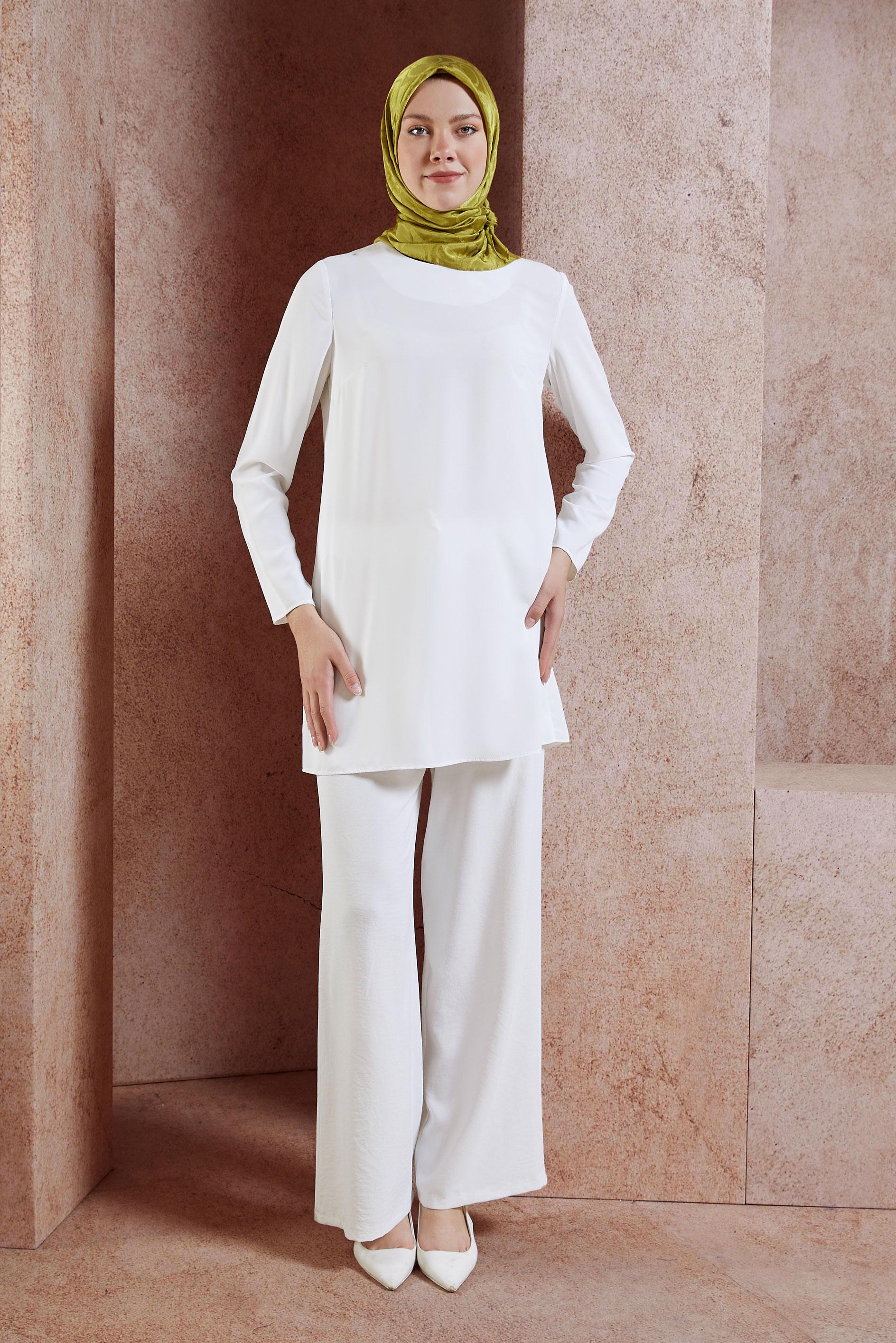 Tesettür giyim BEYAZ BİSİKLET YAKA DÜZ TUNİK 40854 