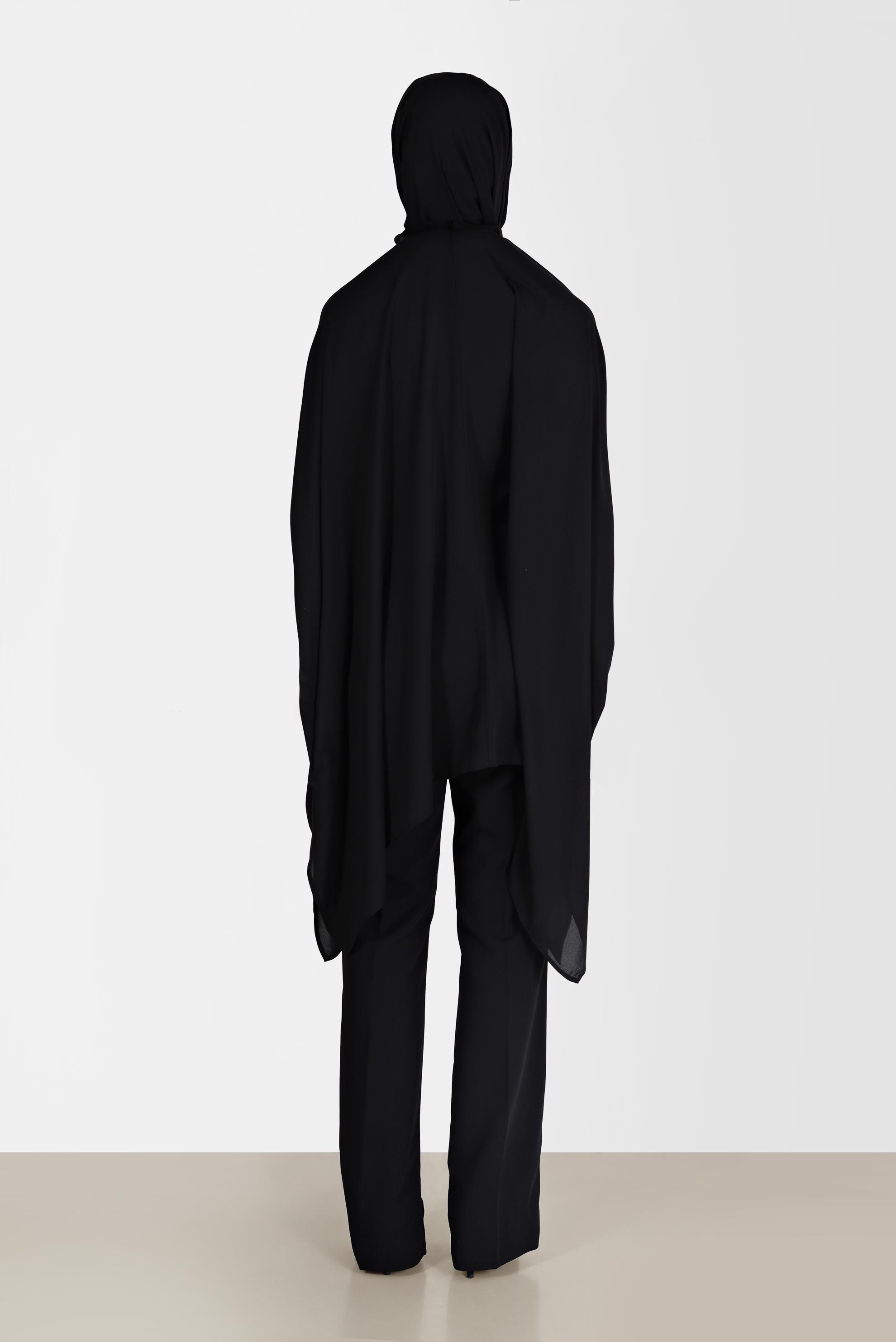 Tesettür giyim SİYAH KOLLARI TAŞ BASKILI ASİMETRİK KESİM TUNİK 40858 