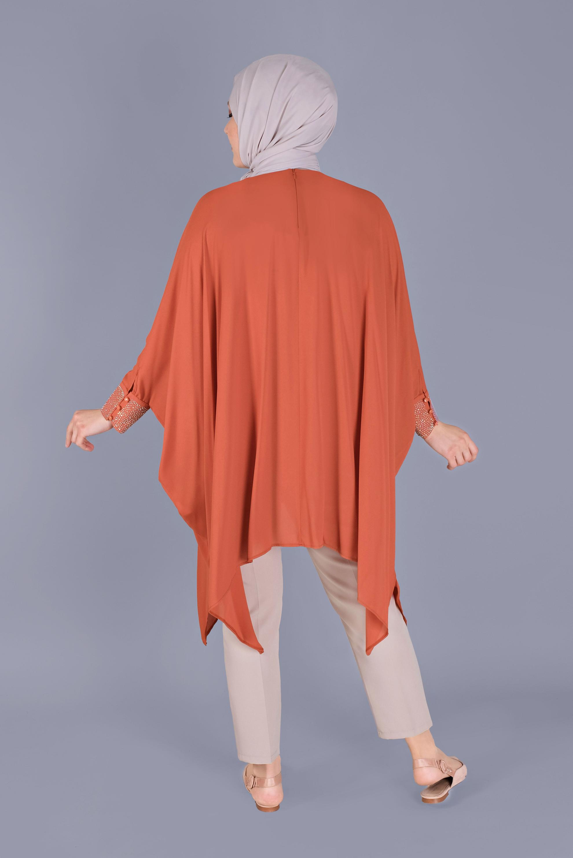 Tesettür giyim TABA KOLLARI TAŞ BASKILI ASİMETRİK KESİM TUNİK 40858 