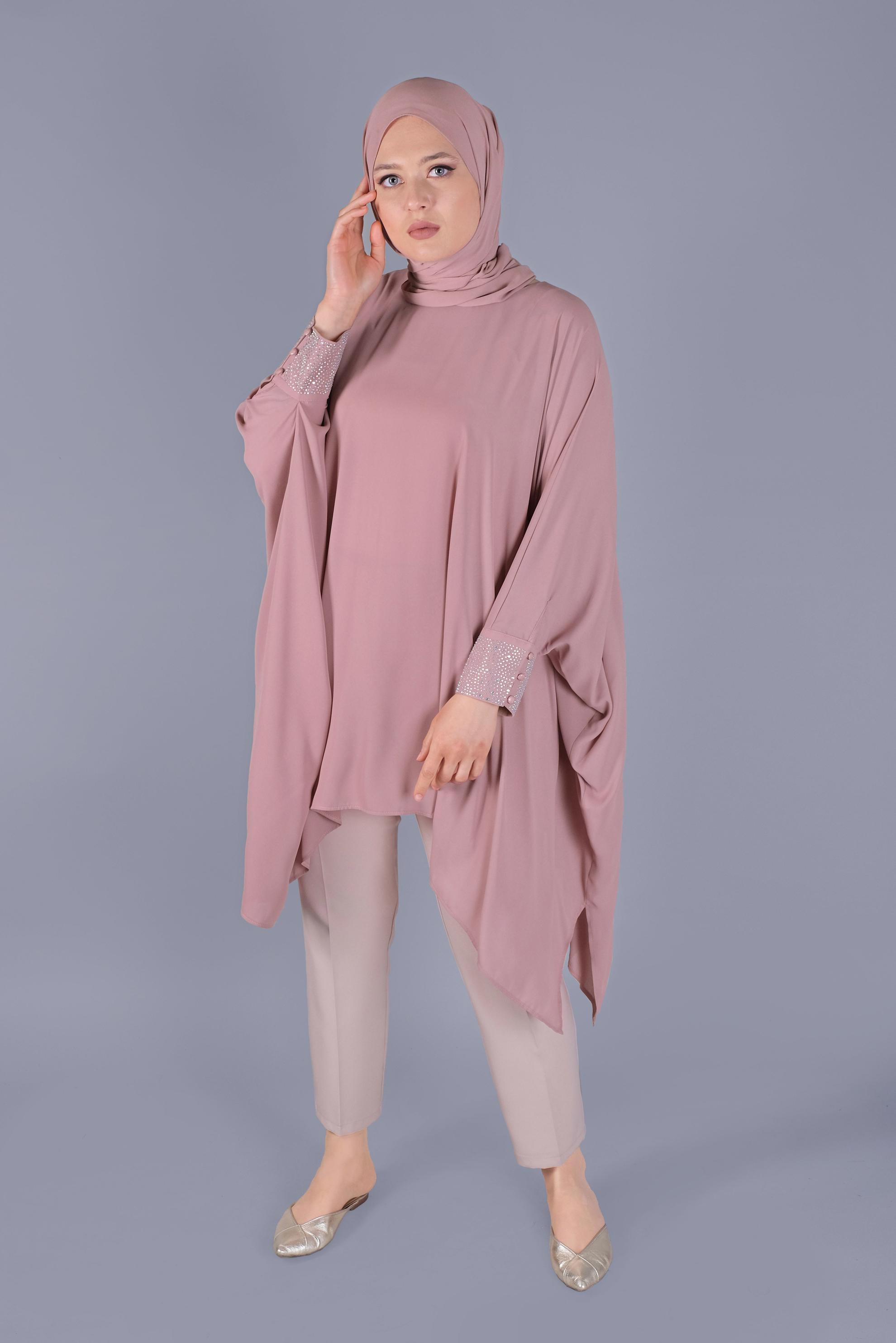 Tesettür giyim PUDRA KOLLARI TAŞ BASKILI ASİMETRİK KESİM TUNİK 40858 