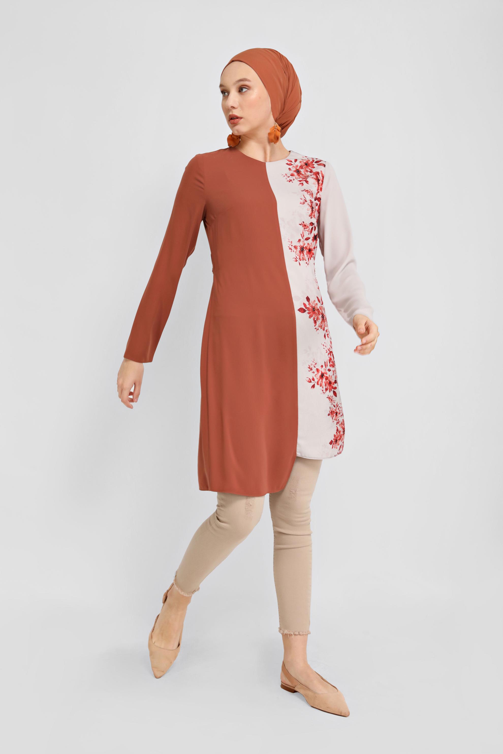 Tesettür giyim TURUNCU KUŞAKLI ÇİÇEK DESENLİ TUNİK 40865 