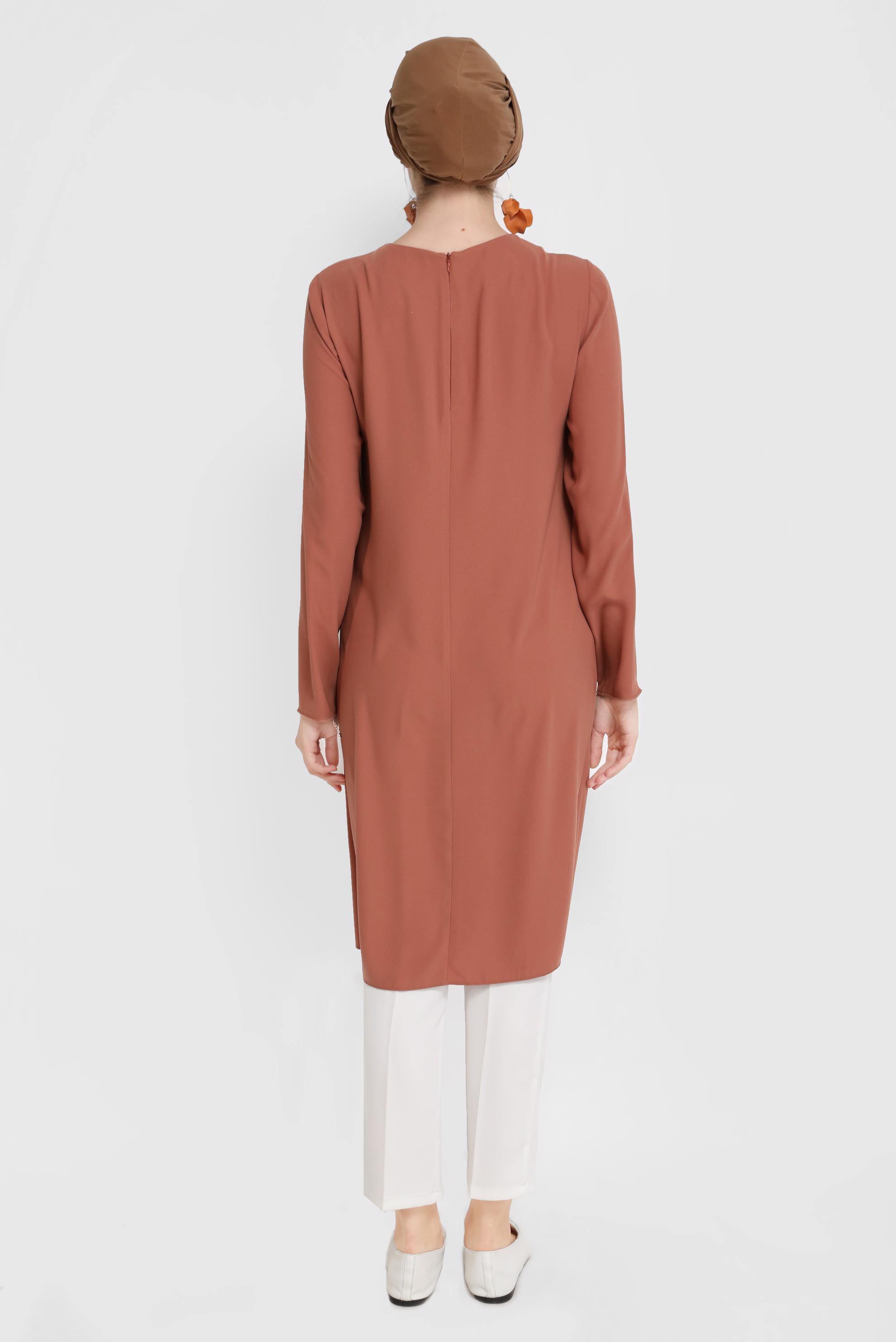 Tesettür giyim TURUNCU ÇİÇEK DESENLİ ARKADAN FERMUARLI TUNİK 40879 