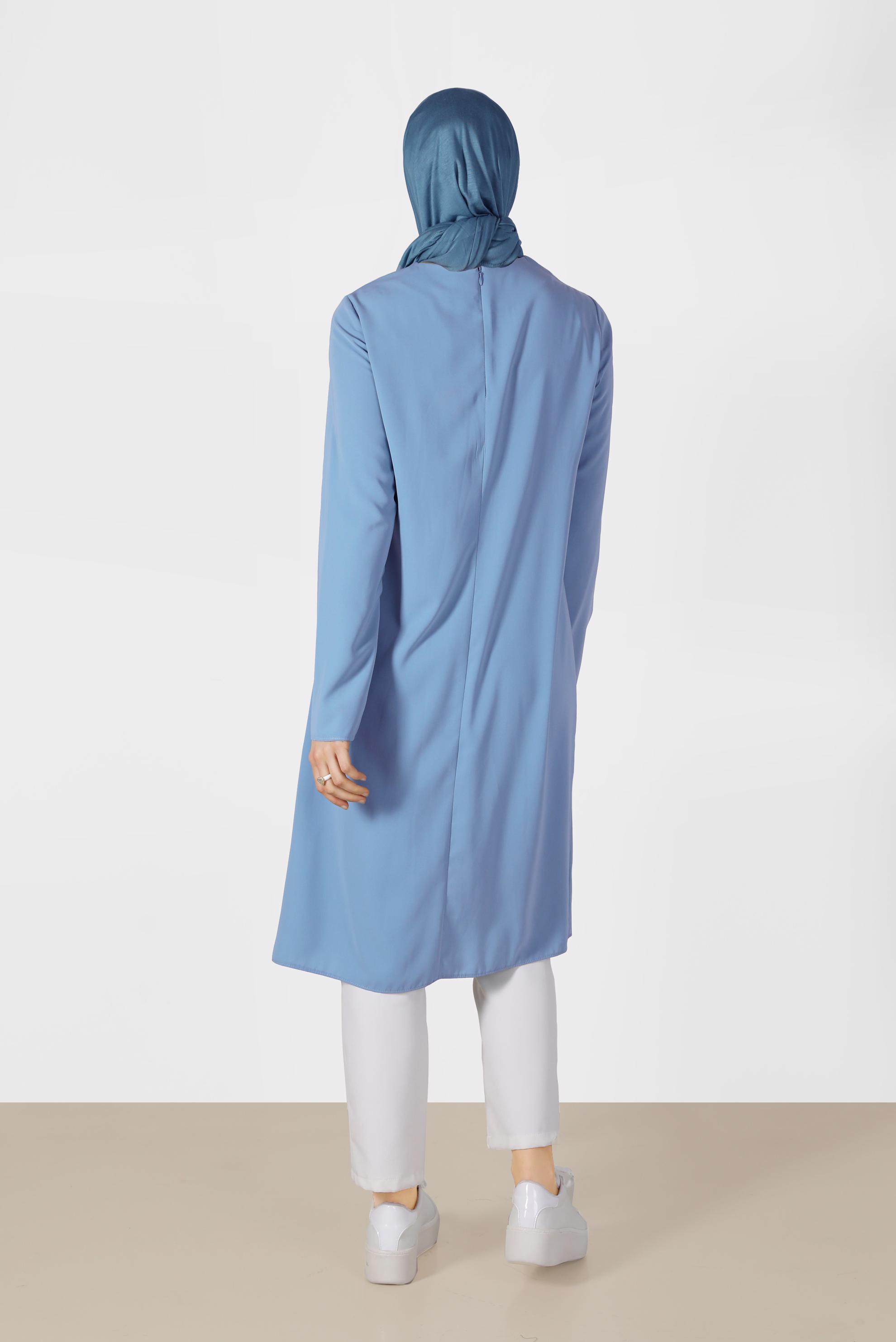 Tesettür giyim MAVİ ÇİÇEK DESENLİ ARKADAN FERMUARLI TUNİK 40879 