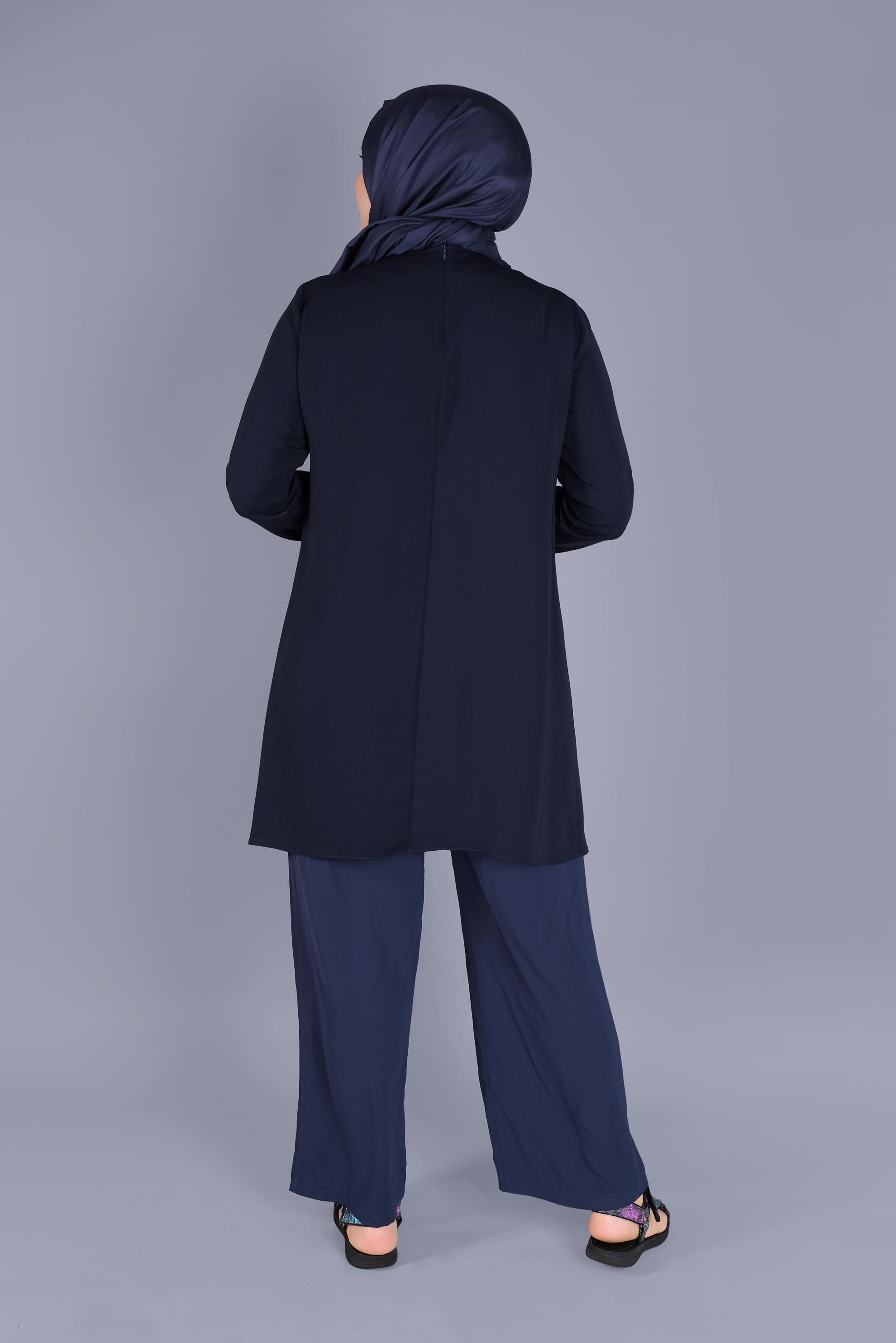 Tesettür giyim LACİVERT YUVARLAK YAKA BASİC TUNİK 40883