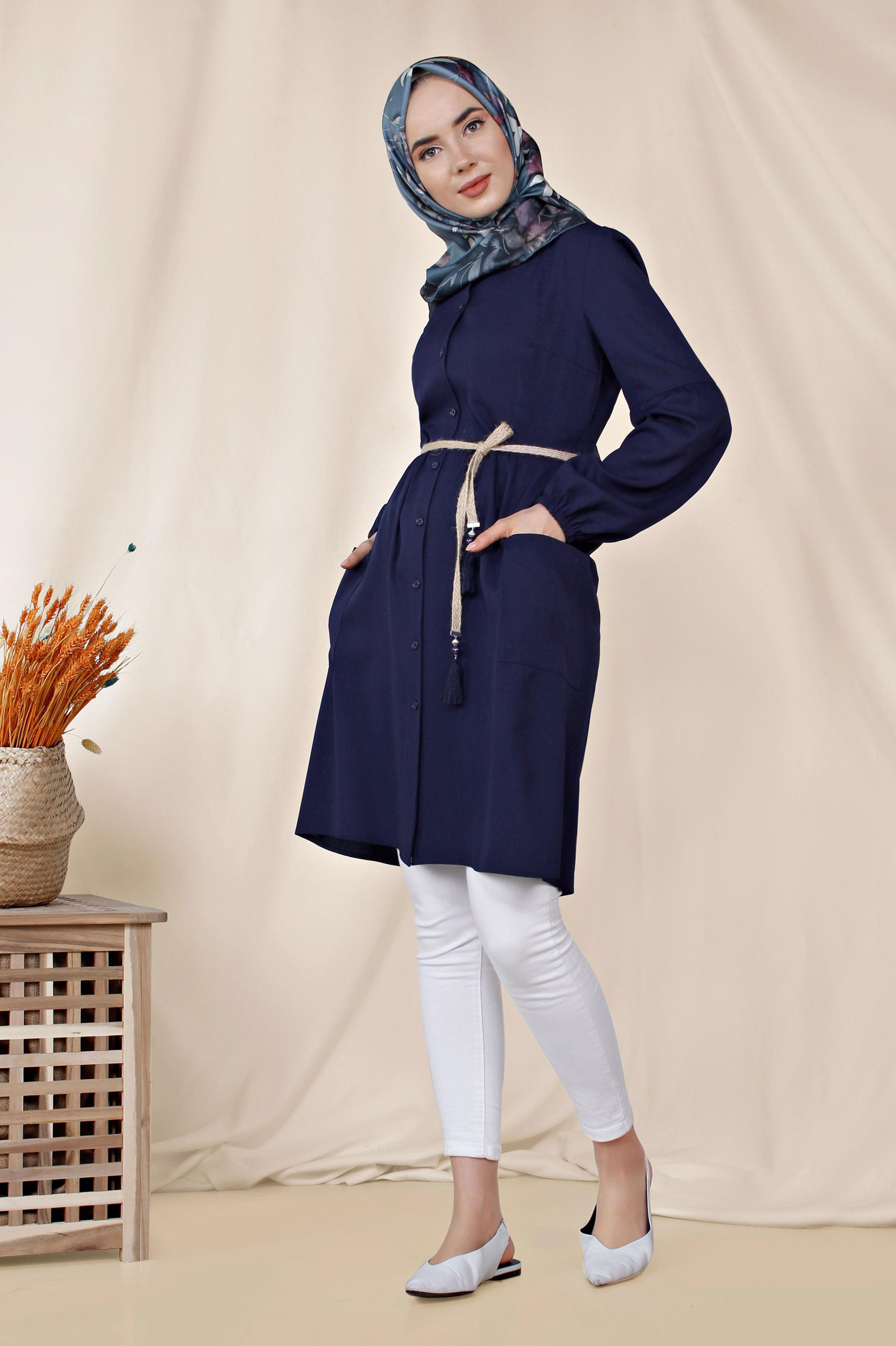 Tesettür giyim LACİVERT DÜĞMELİ TUNİK 4114