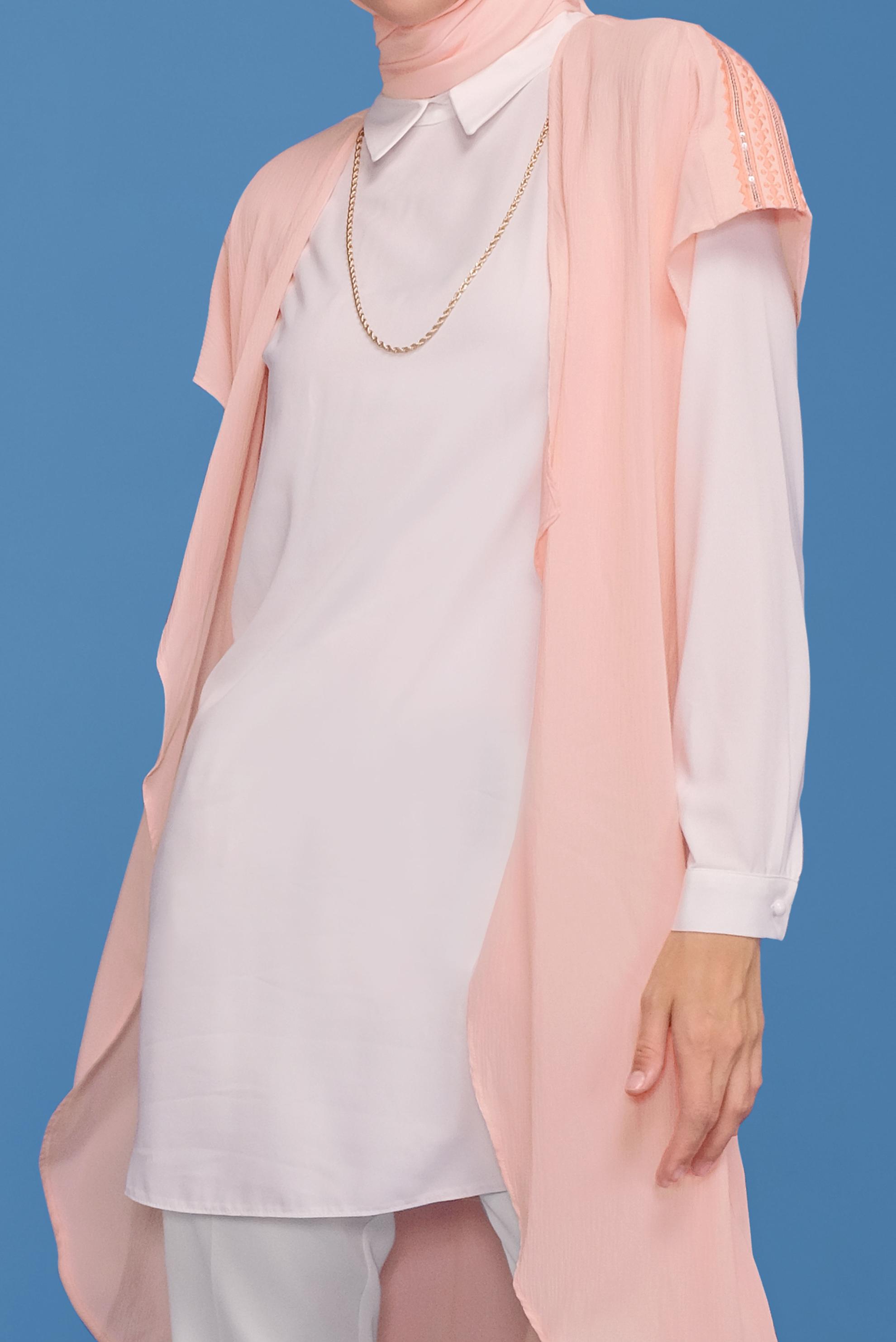 Hijab clothing POWDER SHORT-SLEEVED VEST 40850 