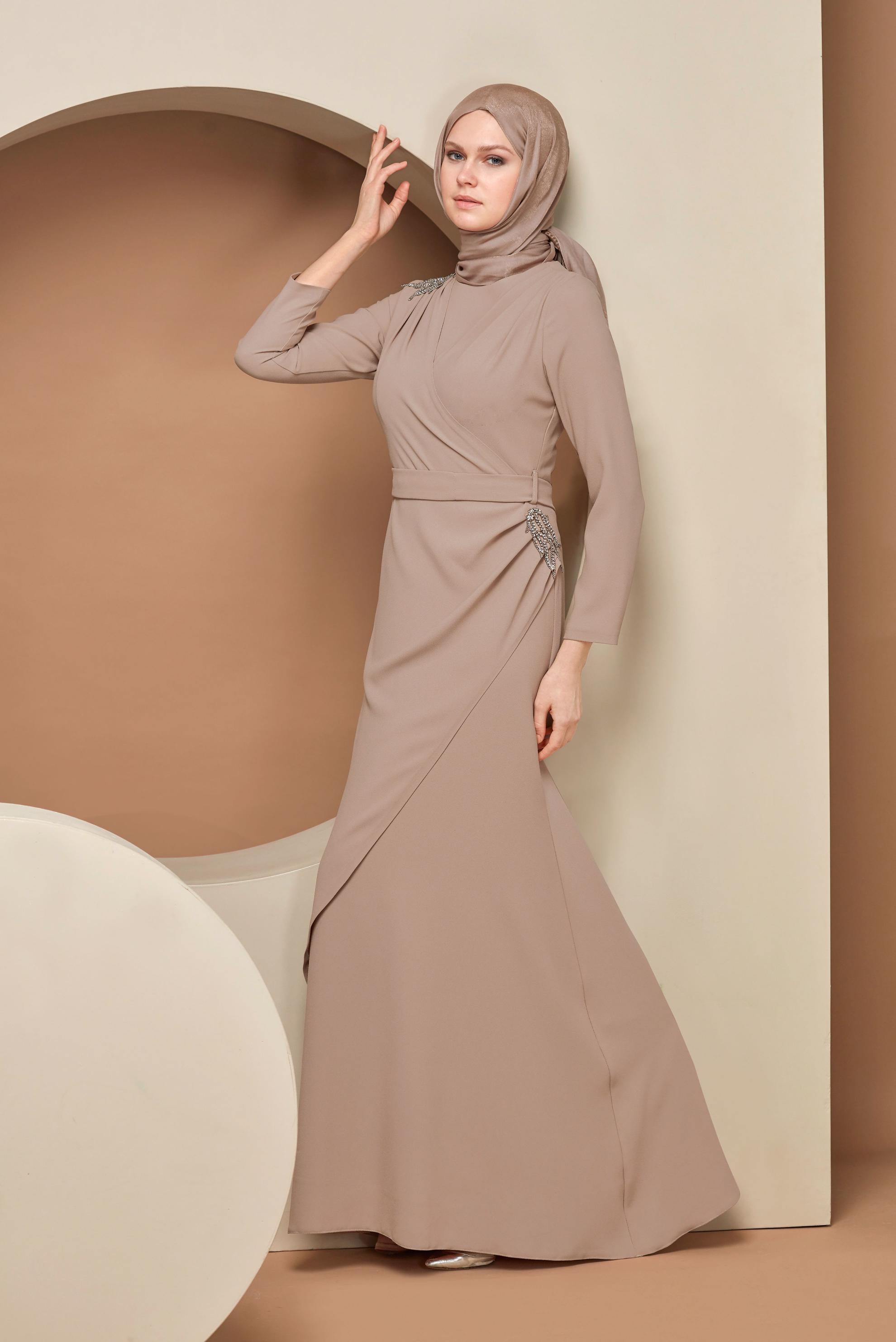 Hijab clothing BEIGE EVENING DRESS 50101 