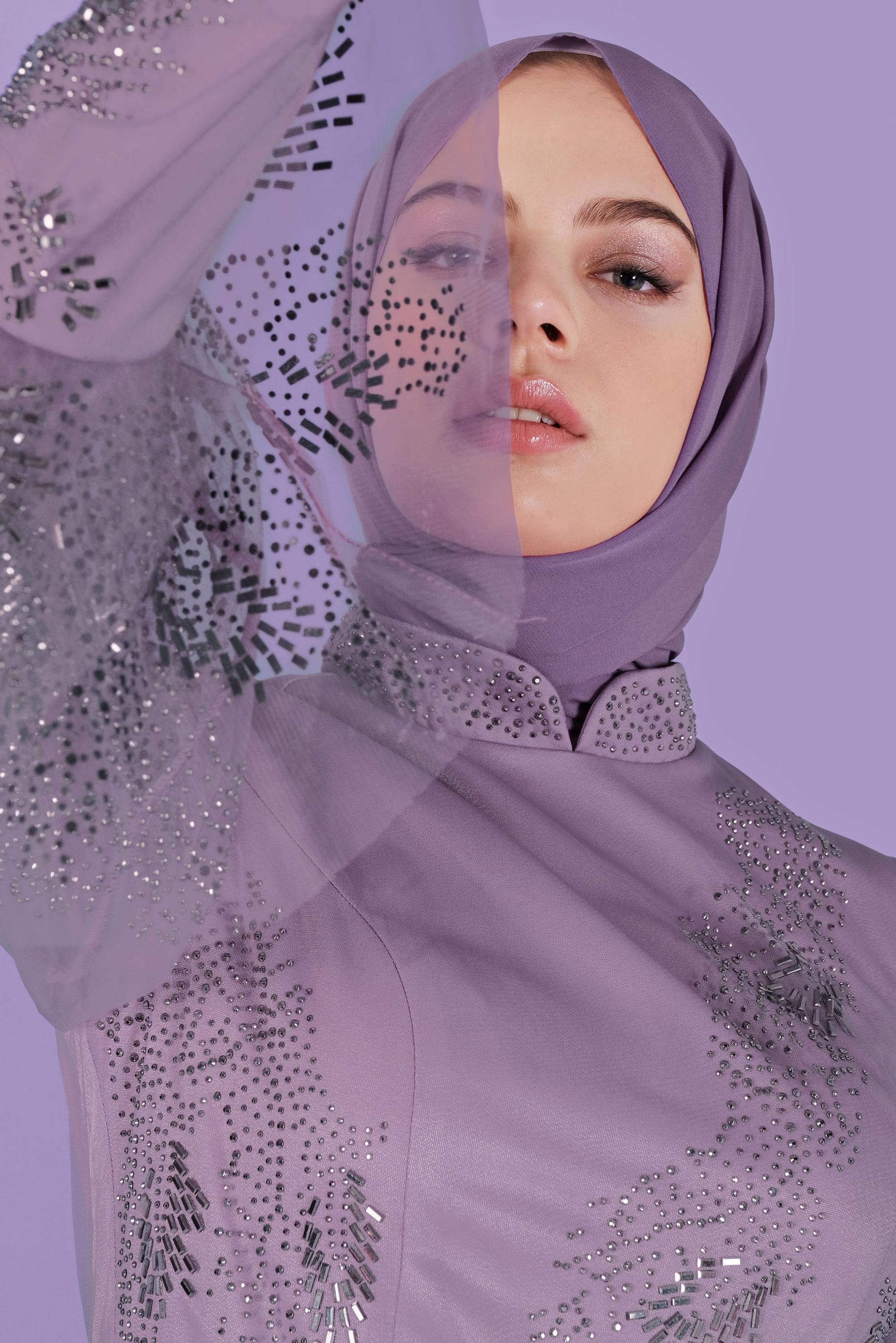 Tesettür giyim PEMBE TAŞ BASKILI TÜL ABİYE ELBİSE 50109