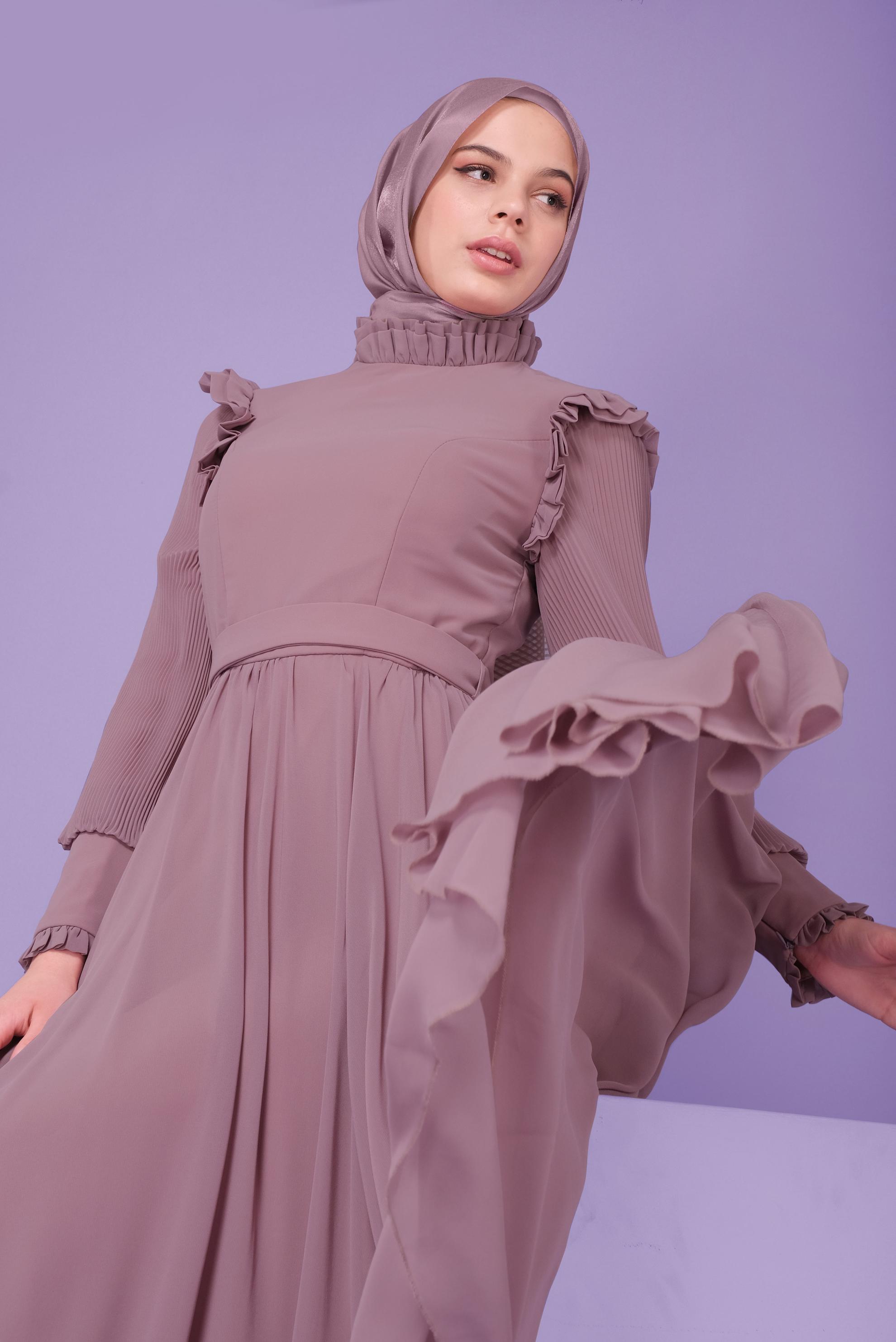 Tesettür giyim PEMBE BALON KOLLU KUŞAKLI ŞİFON ABİYE 50110 