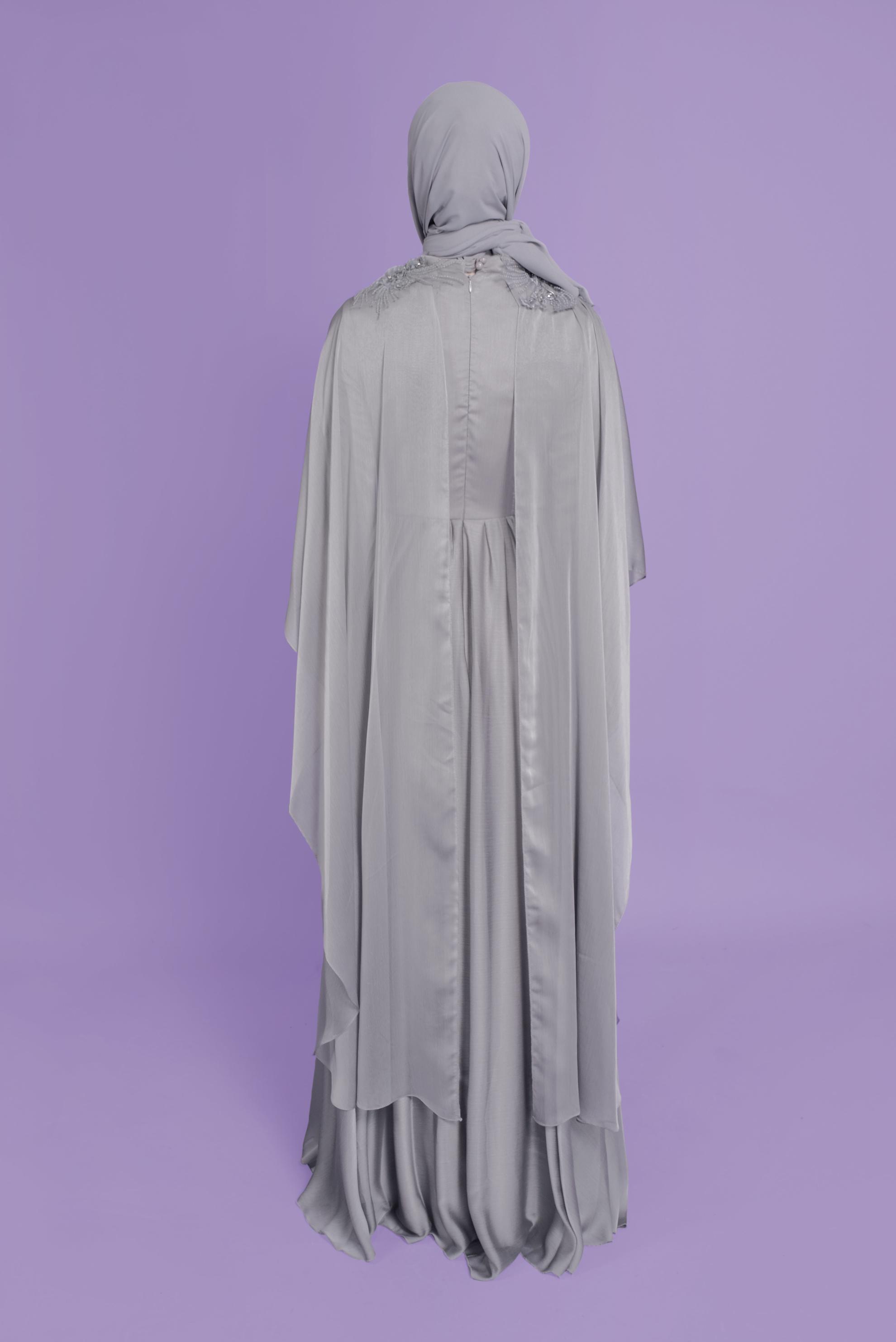 Tesettür giyim GRİ İŞLEME DETAYLI ŞİFON ABİYE ELBİSE 50113 