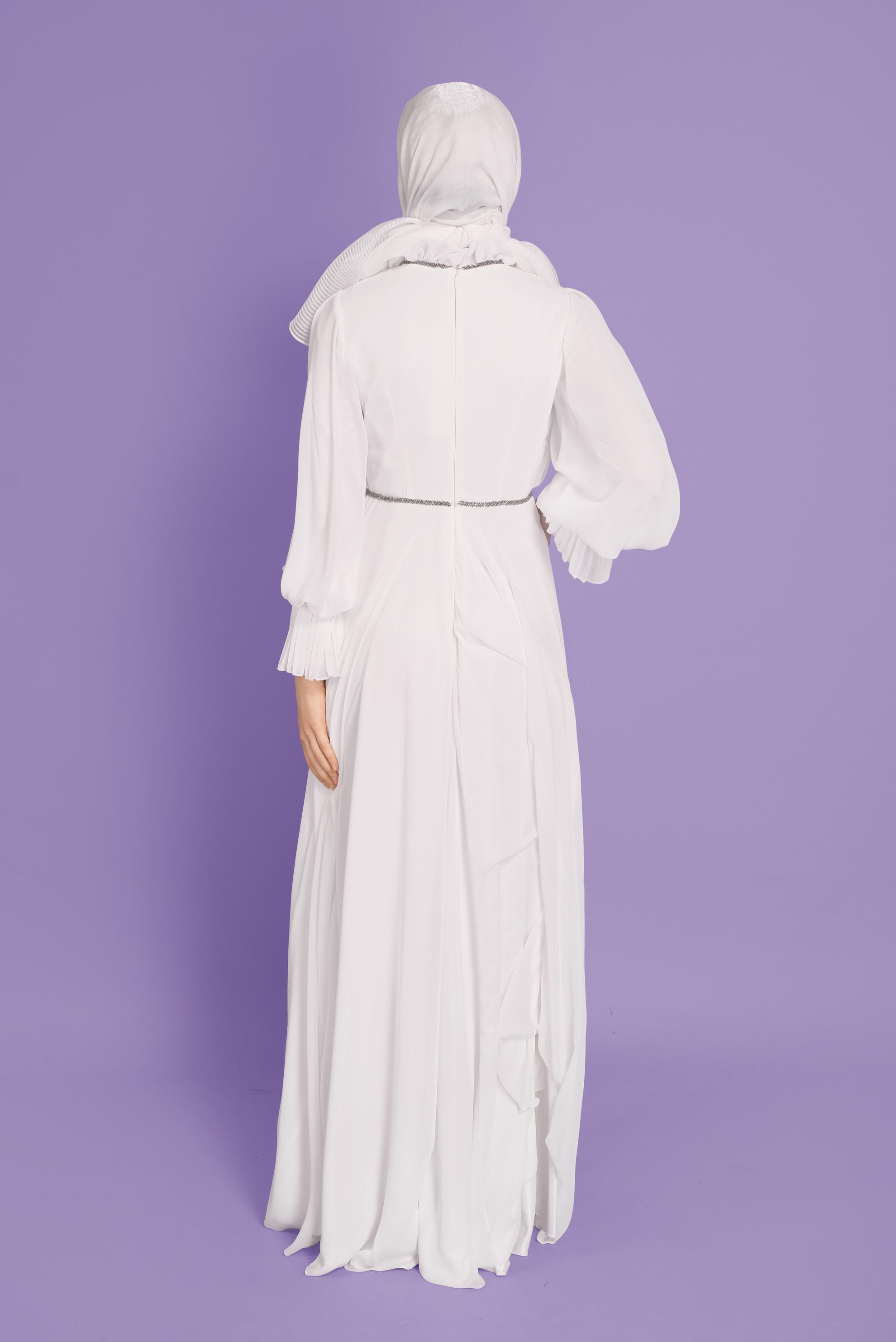 Tesettür giyim BEYAZ PİLİSELİ ŞİFON ABİYE ELBİSE 50115