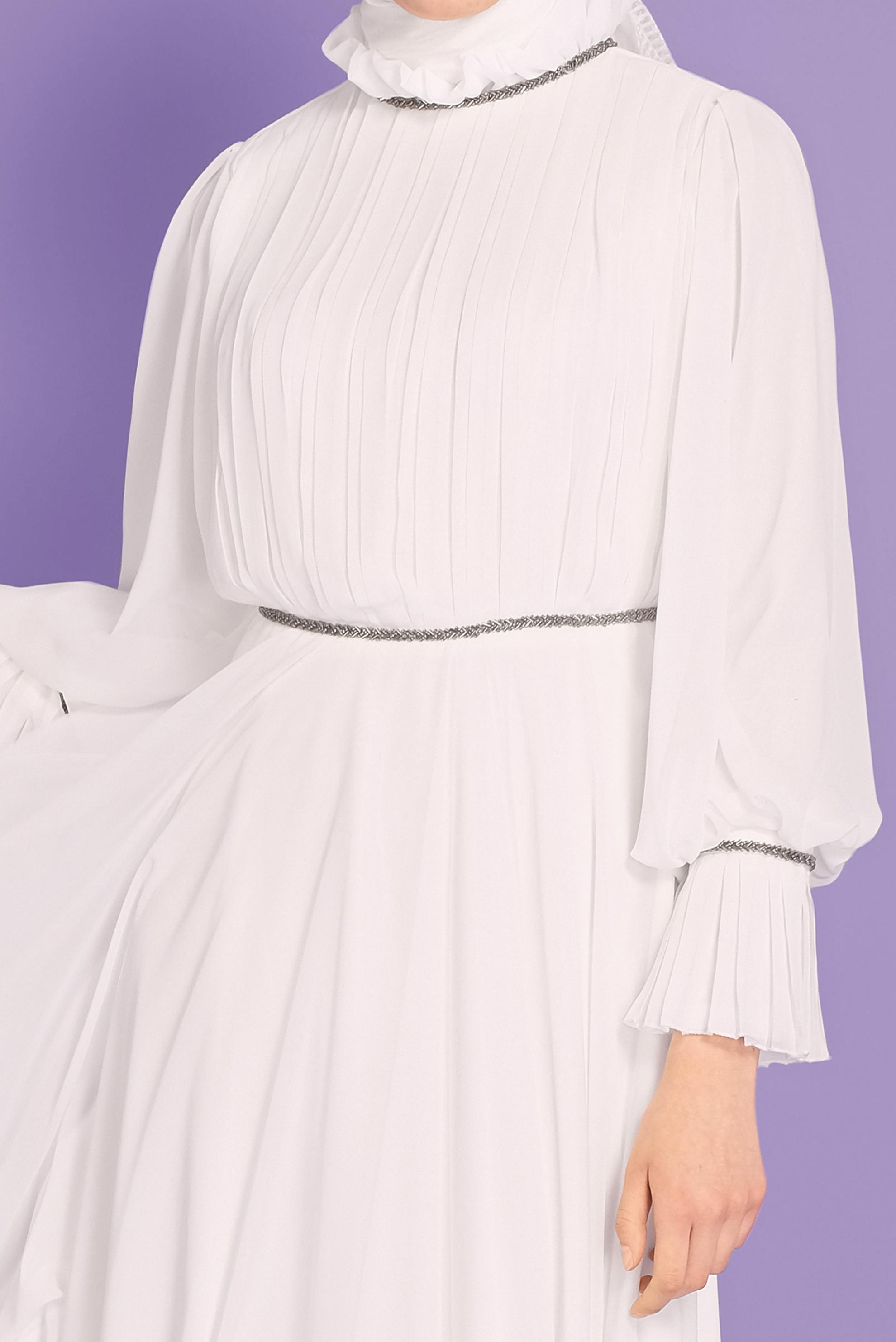 Tesettür giyim BEYAZ PİLİSELİ ŞİFON ABİYE ELBİSE 50115