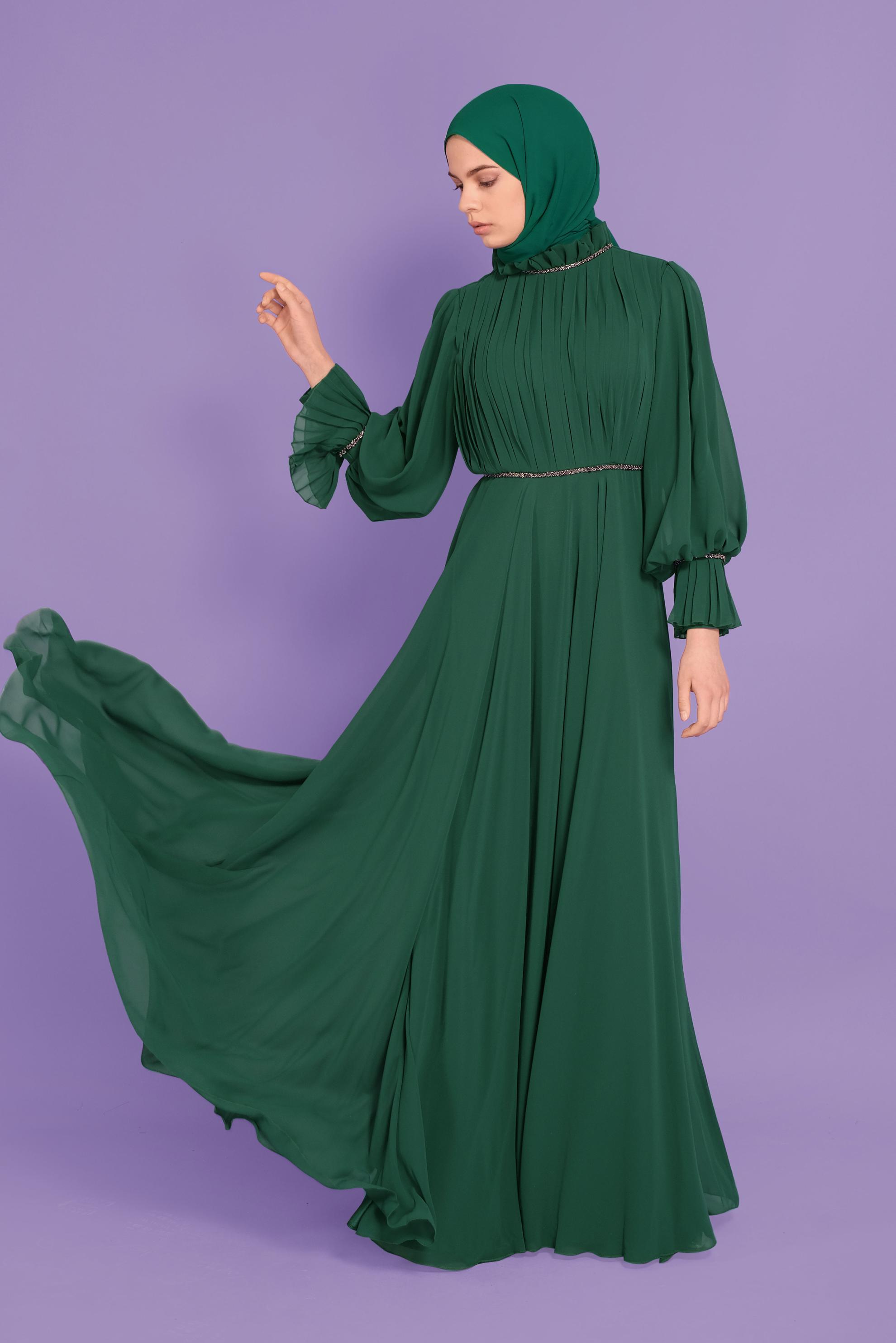 Tesettür giyim YEŞİL PİLİSELİ ŞİFON ABİYE ELBİSE 50115