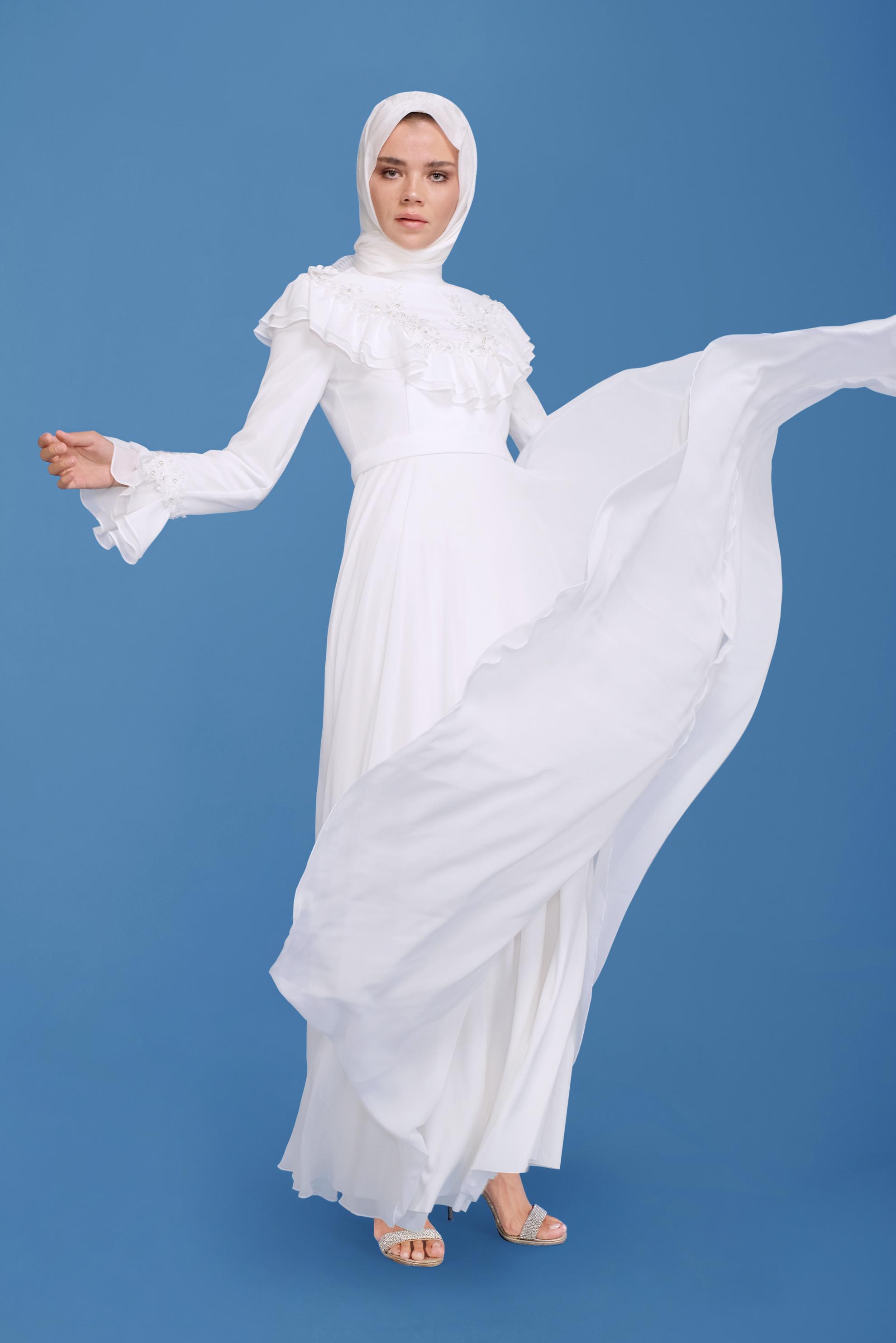 Hijab clothing WHITE CHIFFON EVENING DRESS 50135