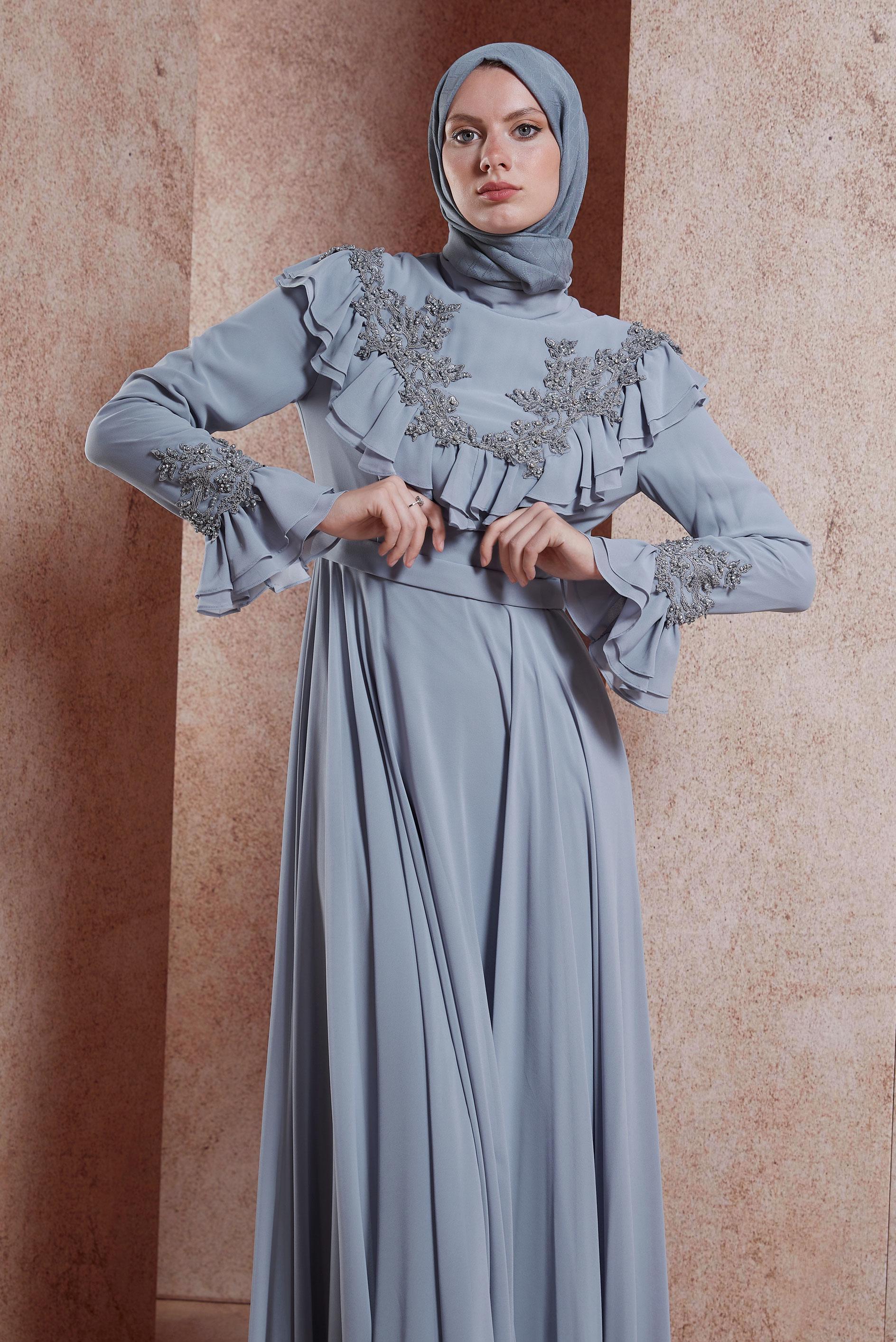 Tesettür giyim GRİ FIRFIR DETAYLI ABİYE ELBİSE 50135