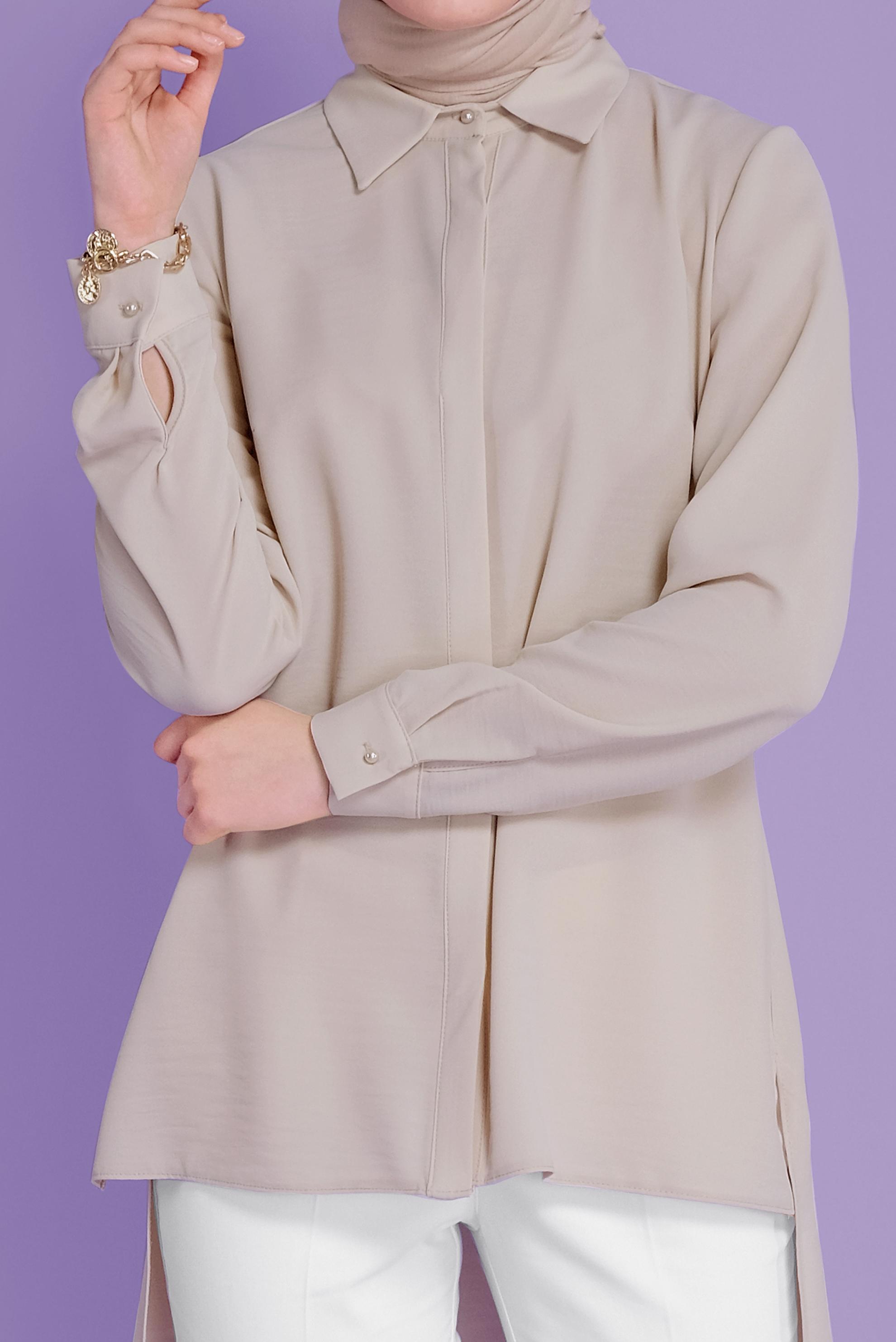 Tesettür giyim BEJ GİZLİ DÜĞMELİ BLUZ 40716