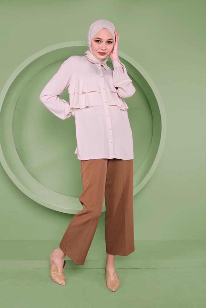 Tesettür giyim BEJ FIRFIRLI DÜĞMELİ BLUZ 40753 - ALVİNA