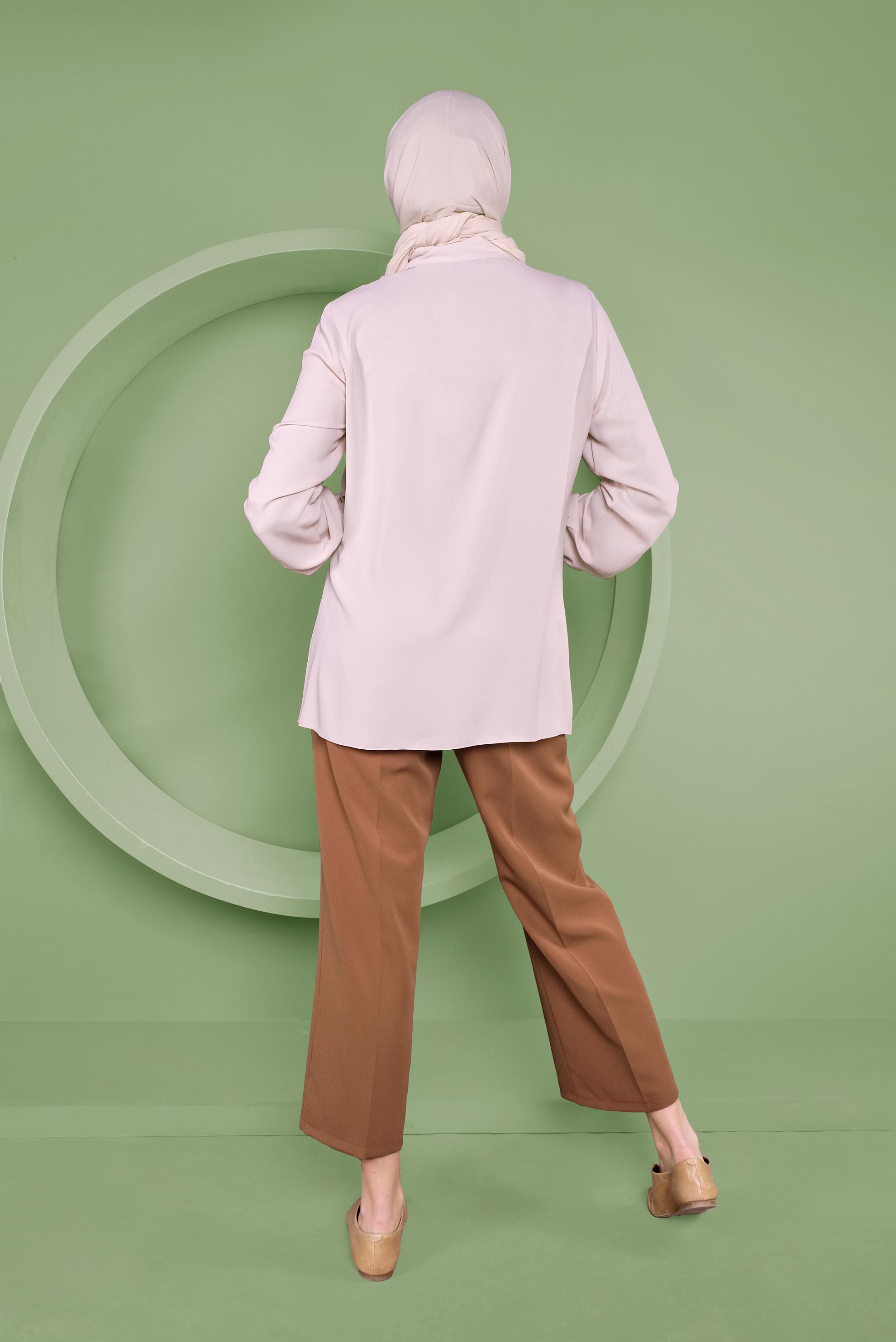 Tesettür giyim BEJ FIRFIRLI DÜĞMELİ BLUZ 40753