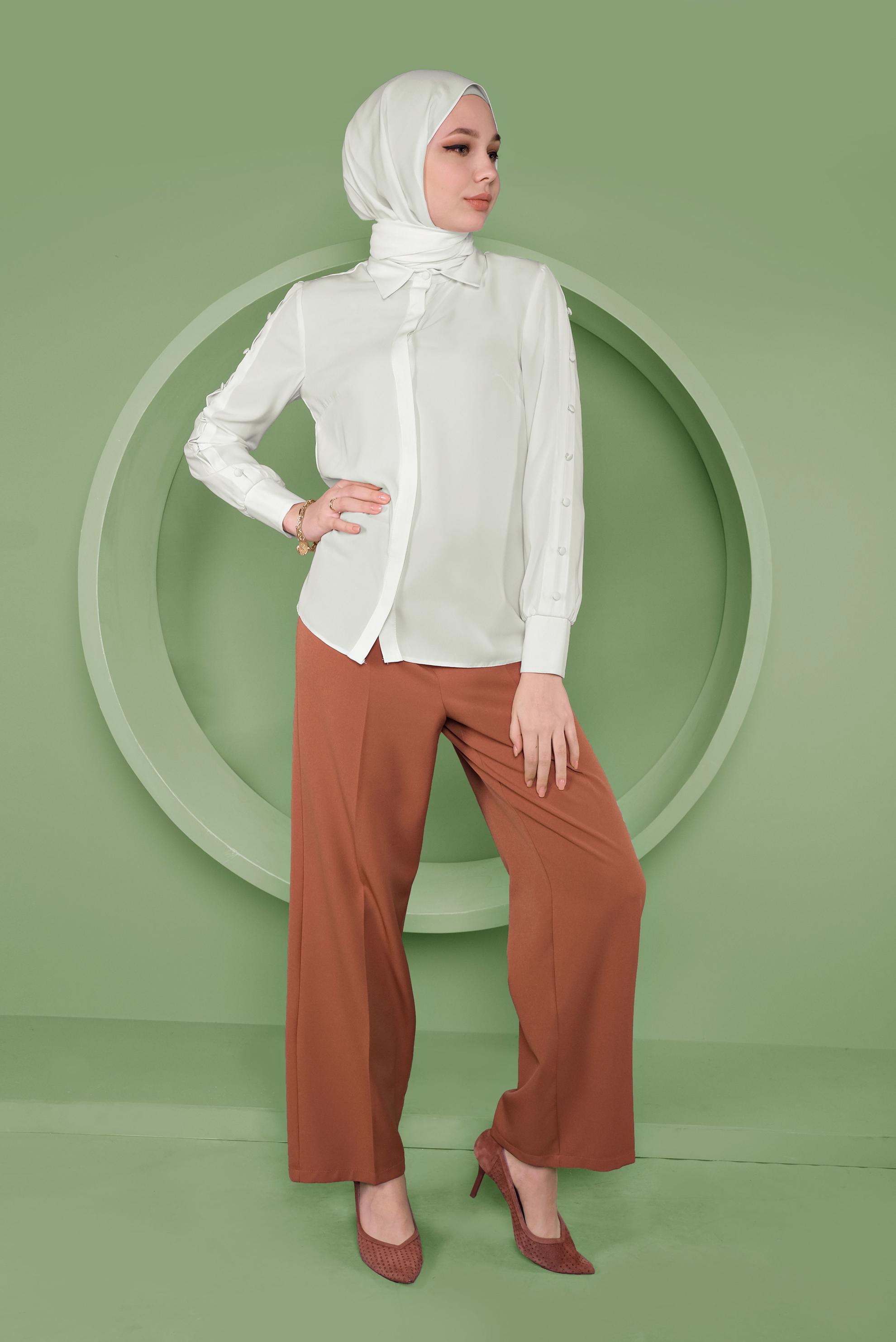 Tesettür giyim BEYAZ KOLLARI DÜĞME DETAYLI BLUZ 41263