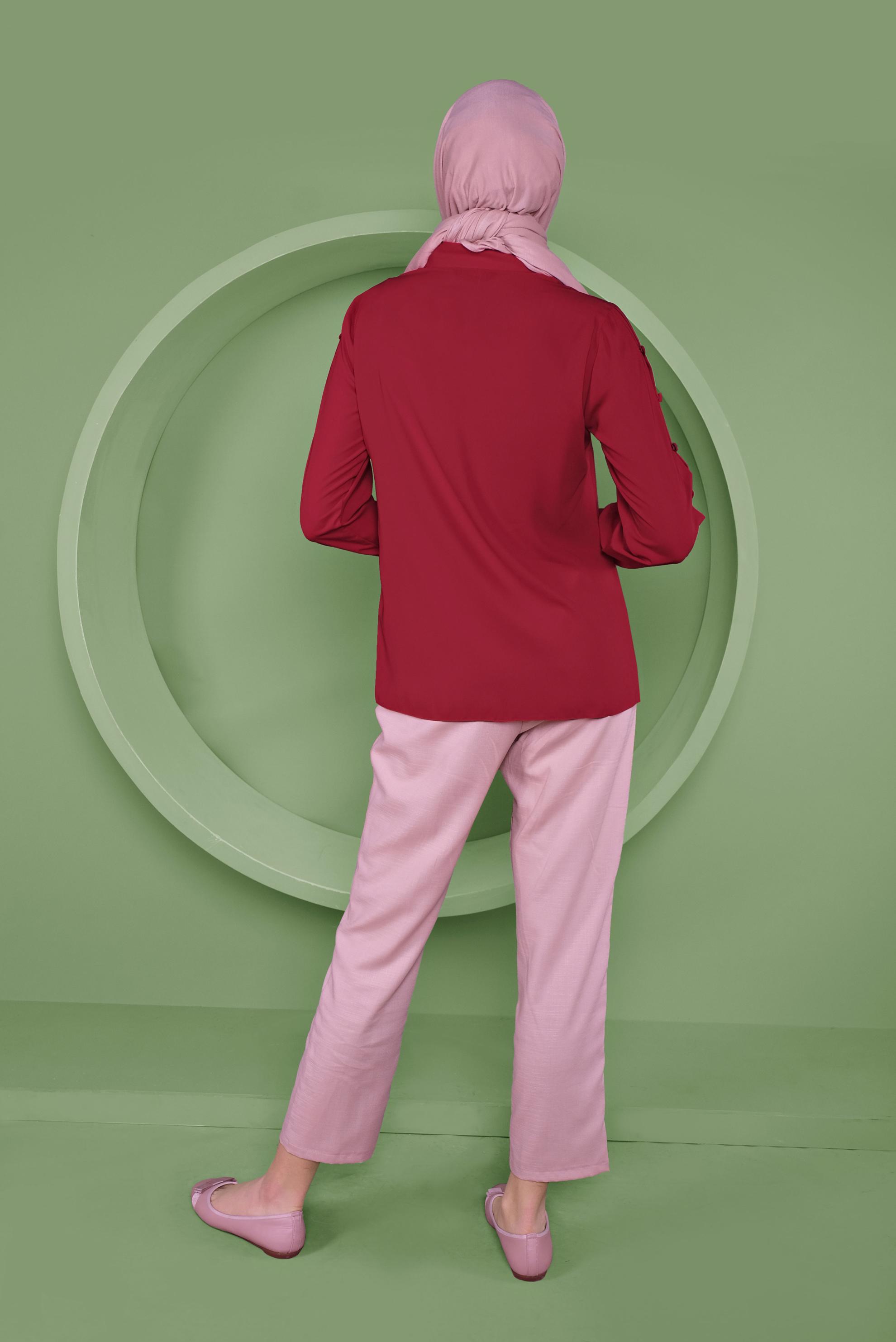 Tesettür giyim KIRMIZI KOLLARI DÜĞME DETAYLI BLUZ 41263