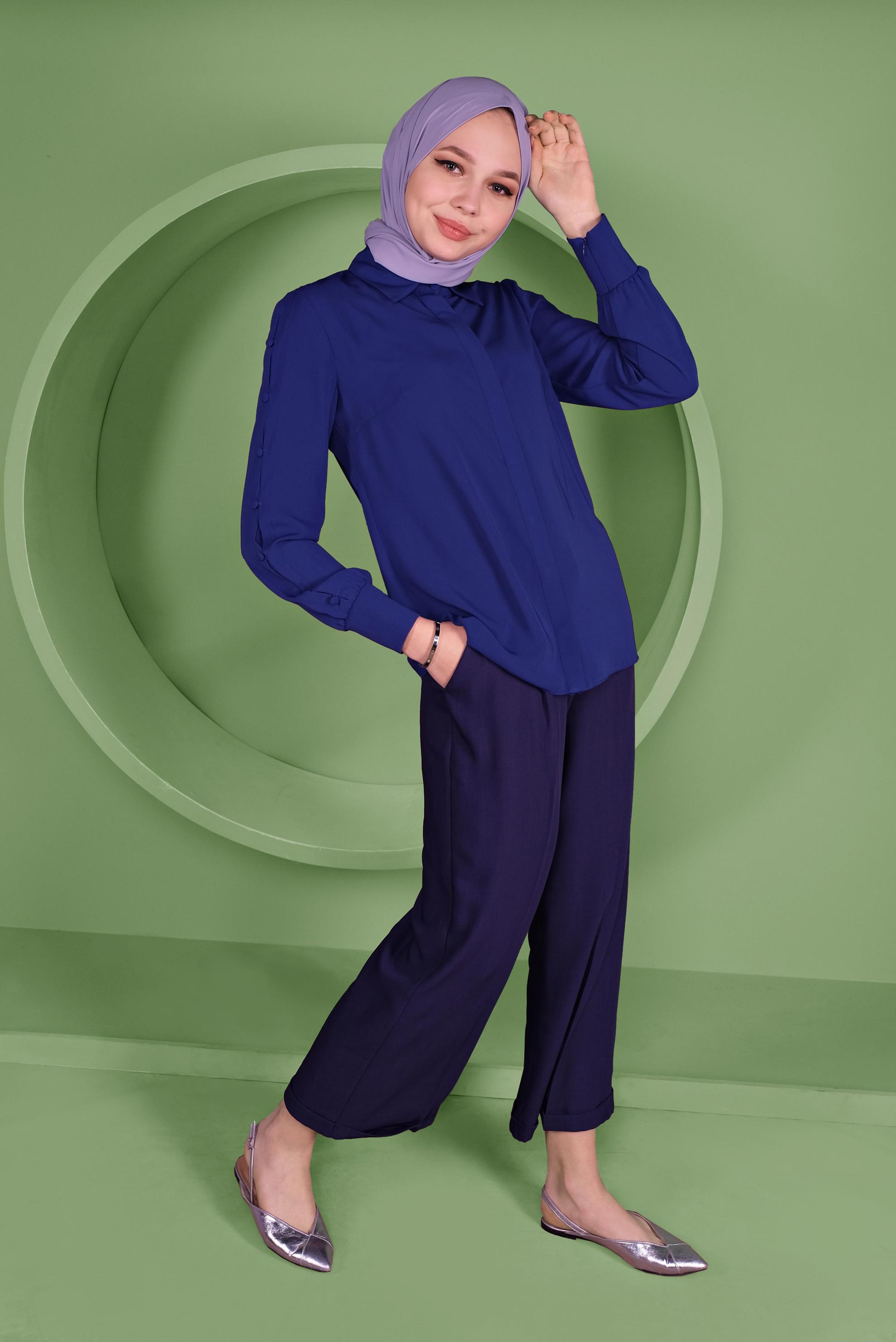 Tesettür giyim LACİVERT KOLLARI DÜĞME DETAYLI BLUZ 41263