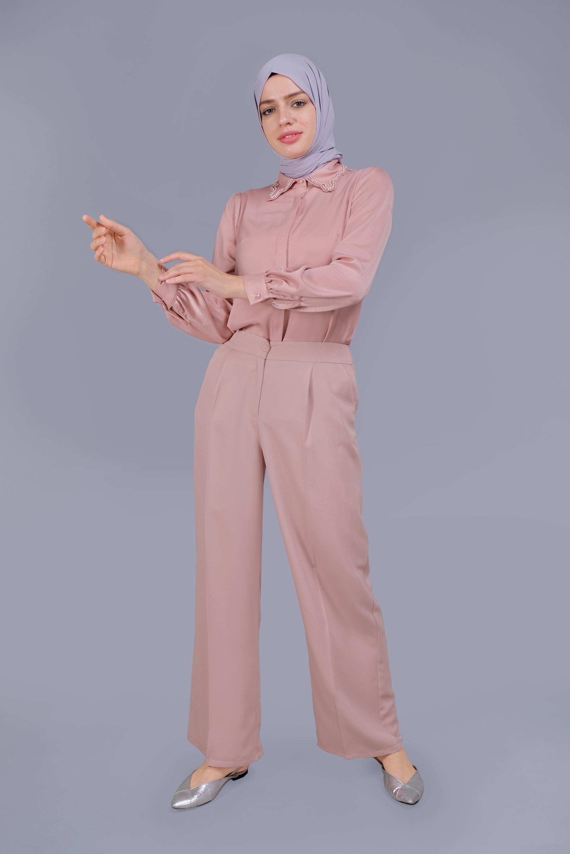 Tesettür giyim PUDRA YAKASI BONCUK İŞLEMELİ DÜĞMELİ BLUZ 41452 