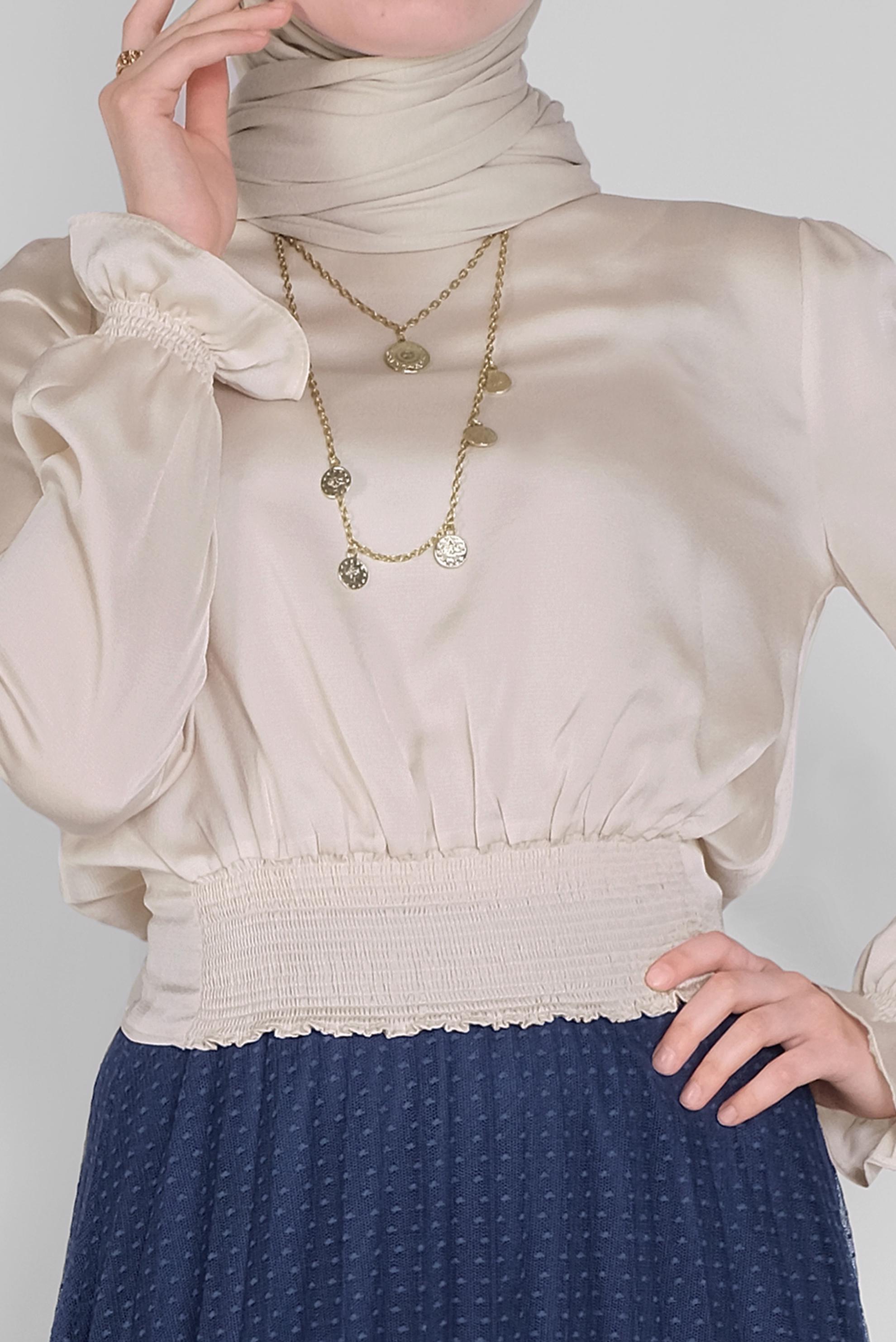 Tesettür giyim EKRU GİPE LASTİKLİ SATEN BLUZ 41518