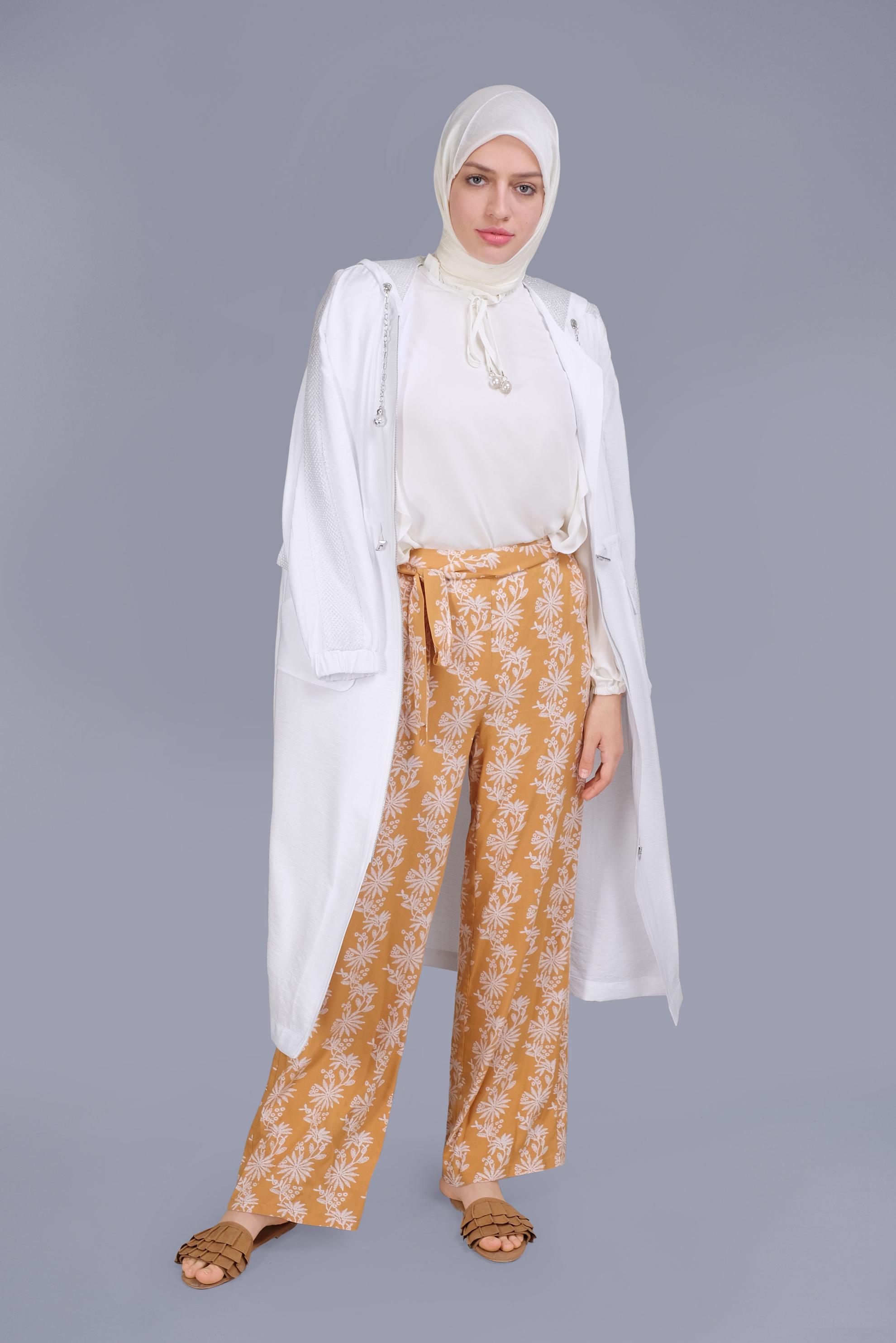 Tesettür giyim BEYAZ YAKASI FIRFIRLI BAĞCIKLI BLUZ 41523