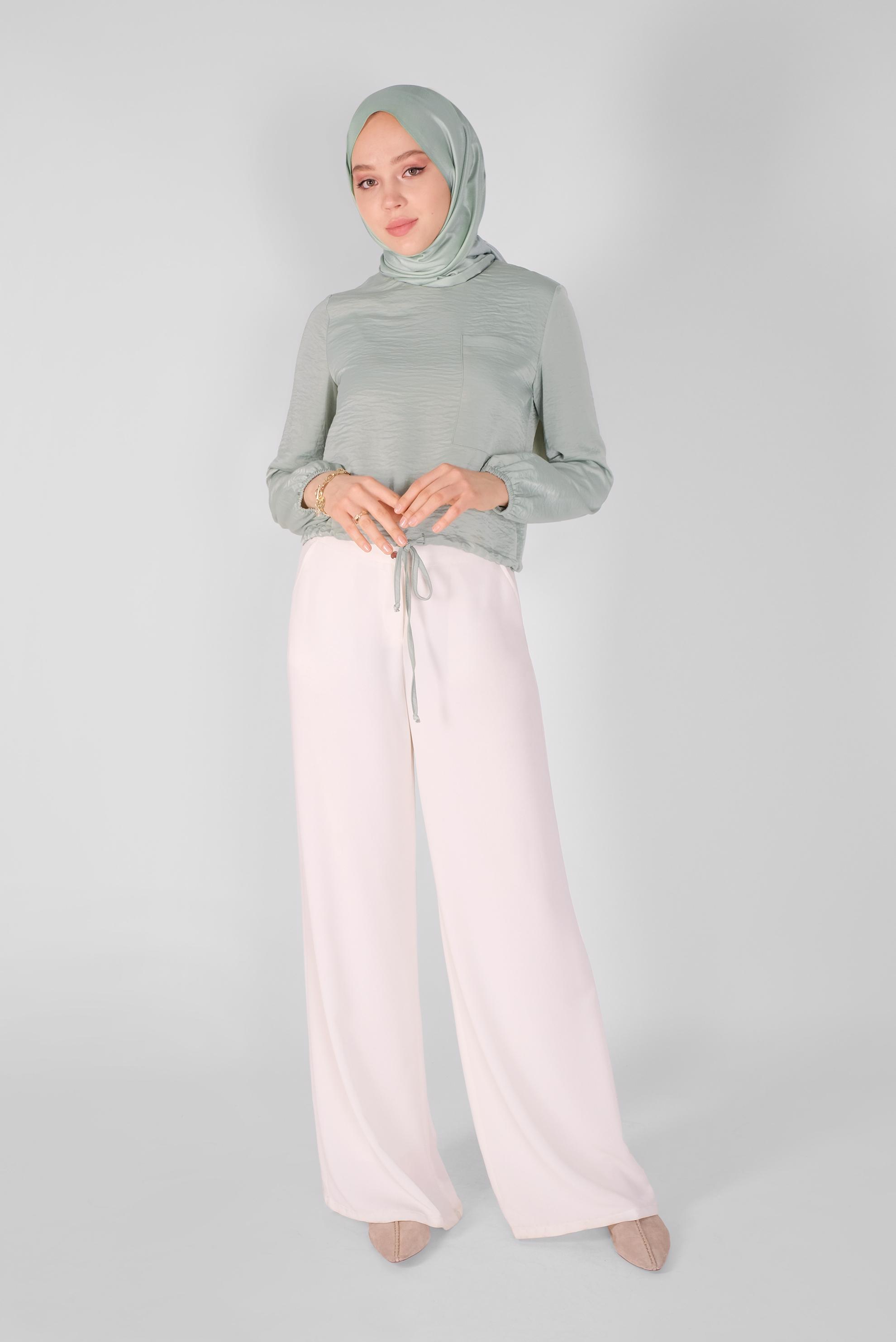 Tesettür giyim YEŞİL BELDEN BÜZGÜ BAĞCIKLI CEPLİ BLUZ 41532