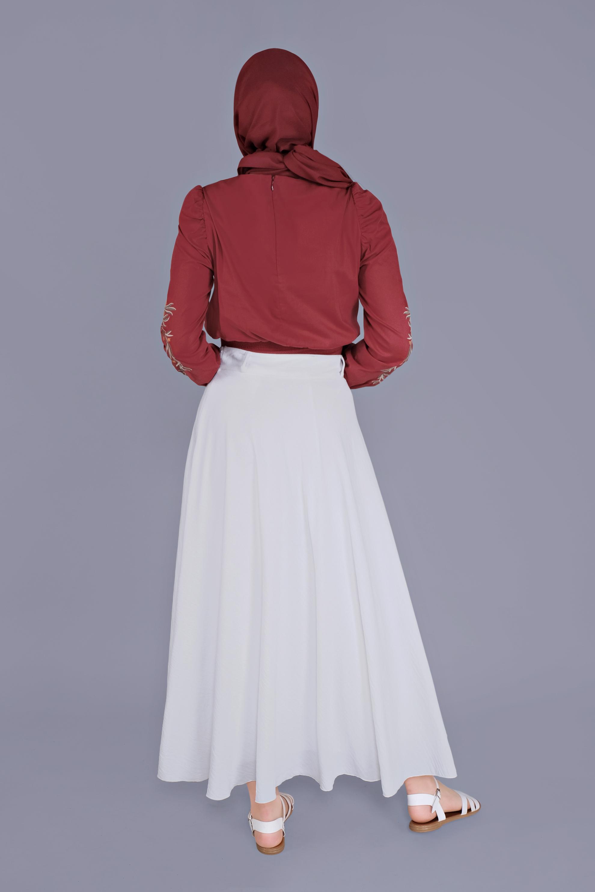 Tesettür giyim KIRMIZI NAKIŞ DETAYLI GİPELİ BLUZ 41551