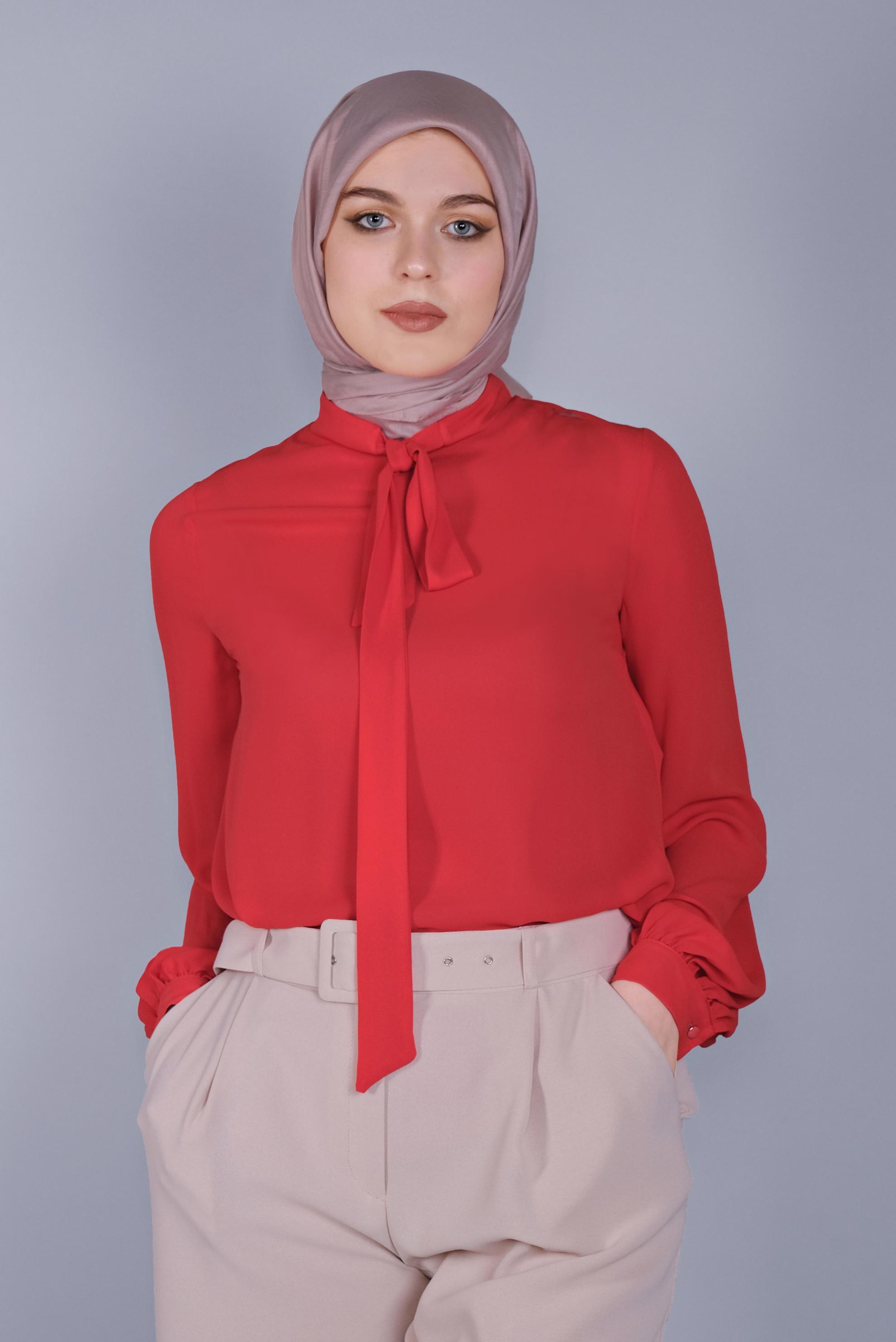 Tesettür giyim KIRMIZI FİYONK YAKA BLUZ 41609 
