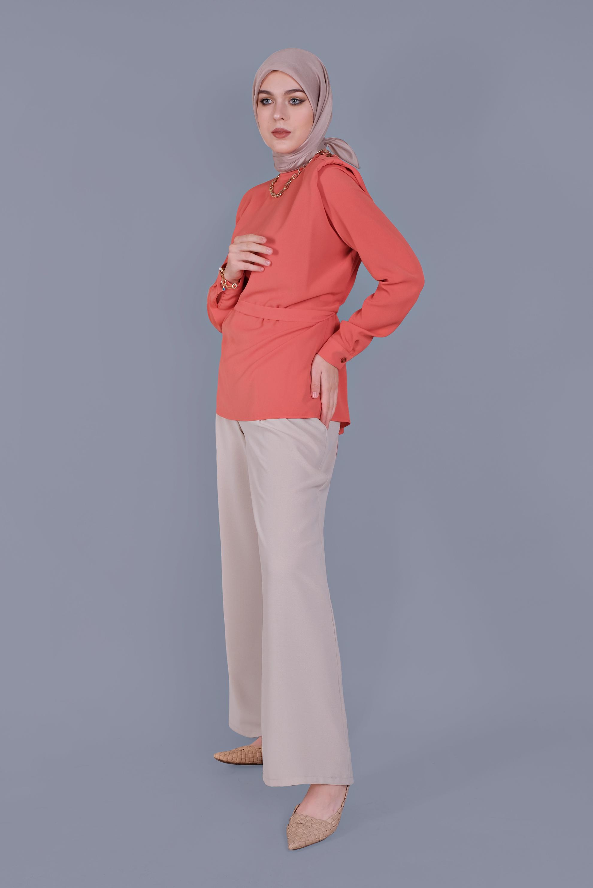 Tesettür giyim MERCAN VATKA DETAYLI  KUŞAKLI BLUZ 41617 