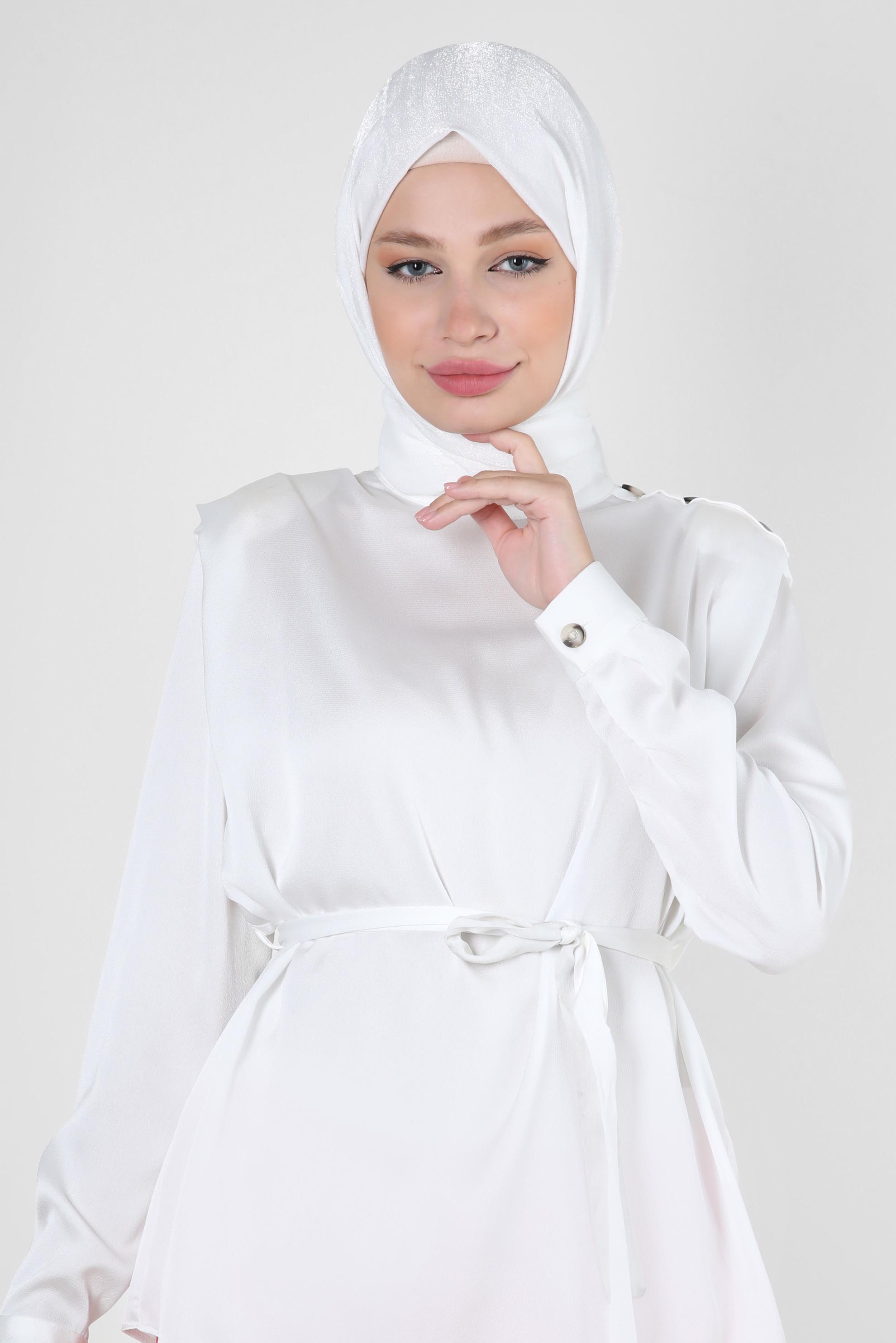 Tesettür giyim BEYAZ KUŞAKLI SATEN BLUZ 41618 