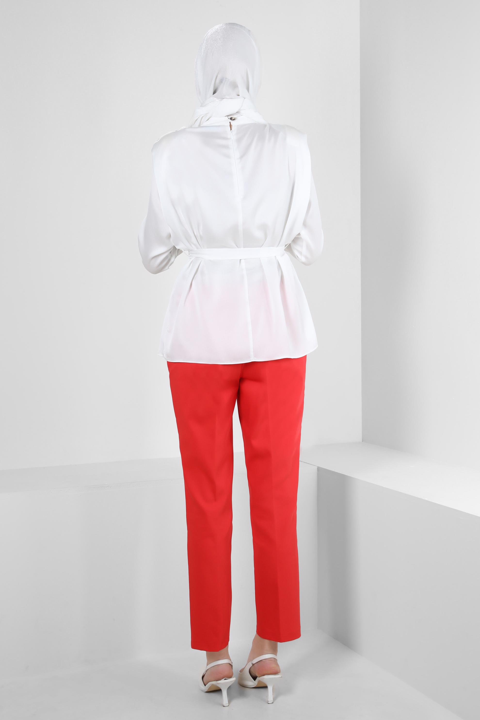 Tesettür giyim BEYAZ KUŞAKLI SATEN BLUZ 41618 