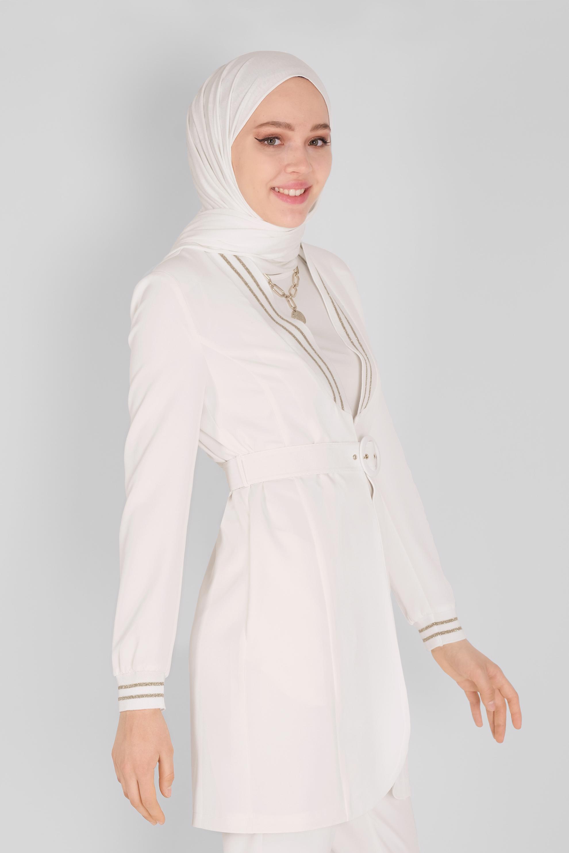 Tesettür giyim BEYAZ SİMLİ ŞERİT LASTİK DETAYLI CEKET 41468