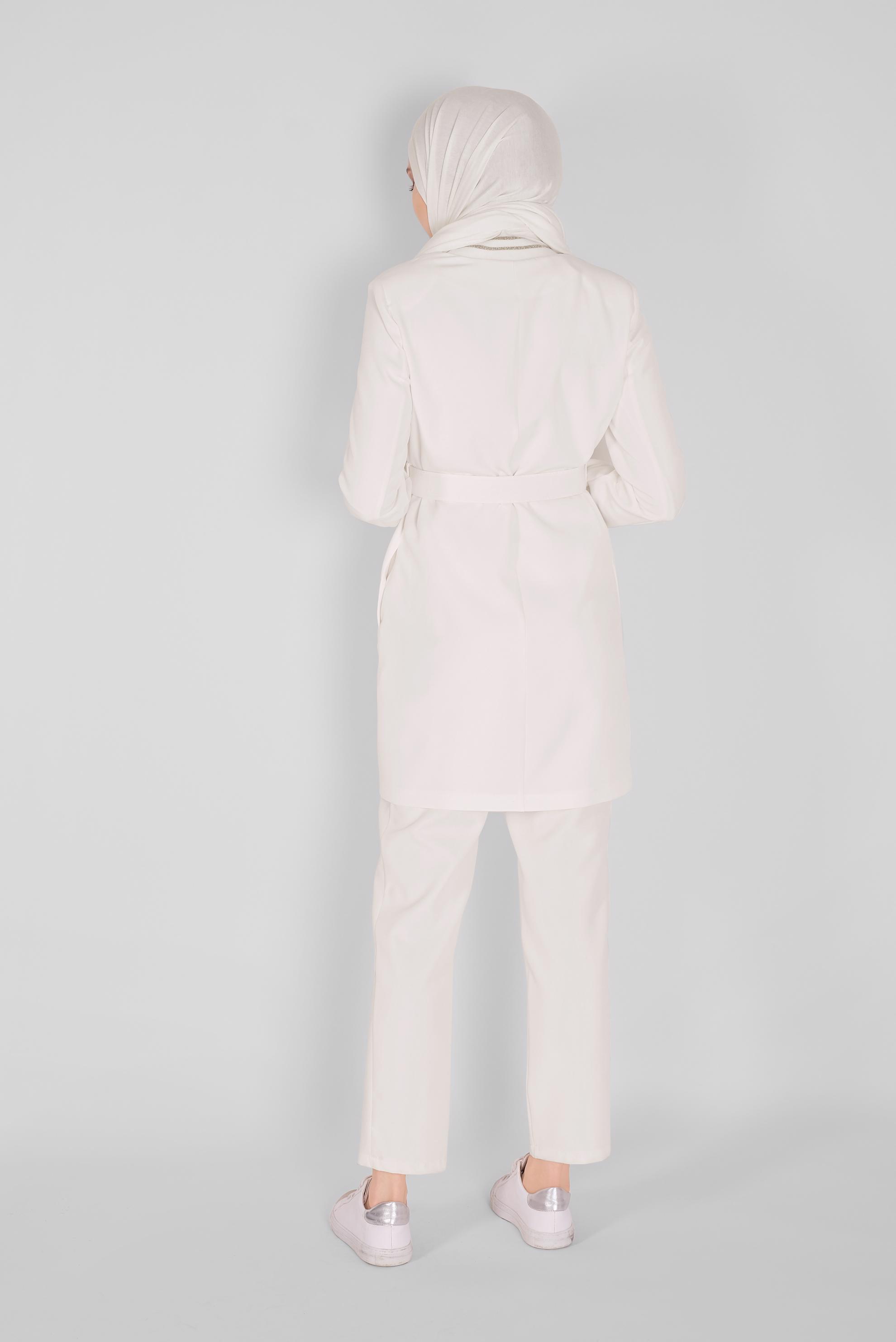 Tesettür giyim BEYAZ SİMLİ ŞERİT LASTİK DETAYLI CEKET 41468