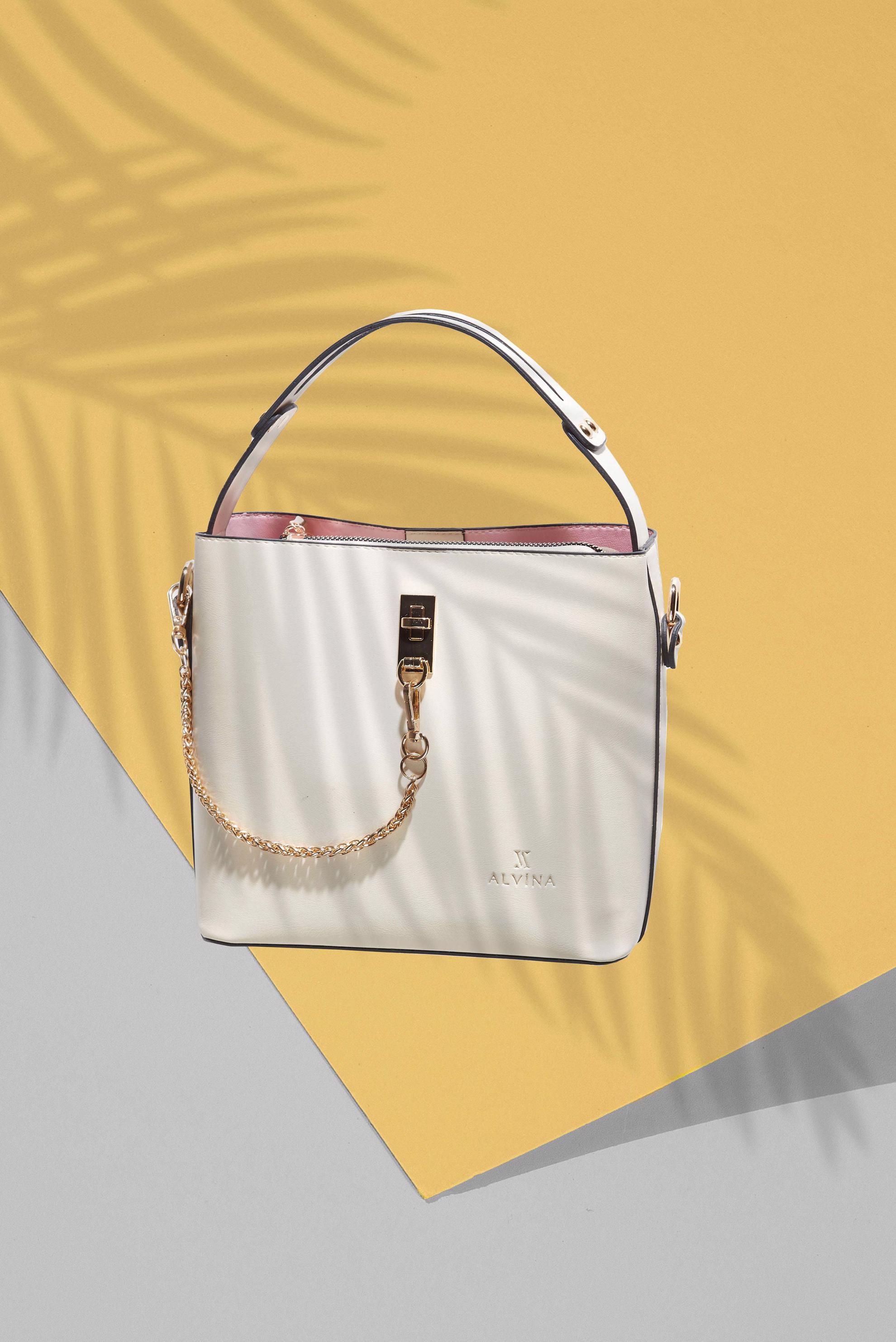 Tesettür giyim BEYAZ ALVİNA ZİNCİR DETAYLI TOTE ÇANTA 5071