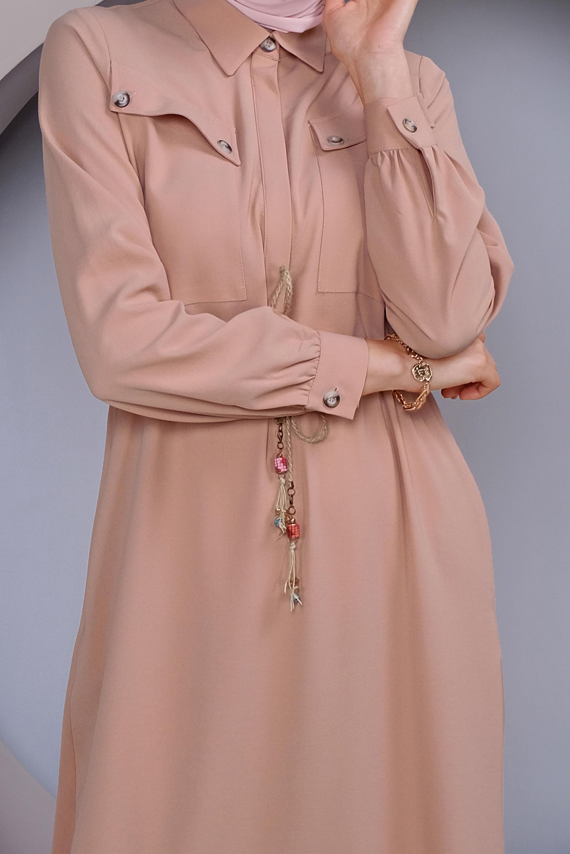 Tesettür giyim PUDRA BELDEN BÜZGÜ BAĞCIKLI ELBİSE 41373