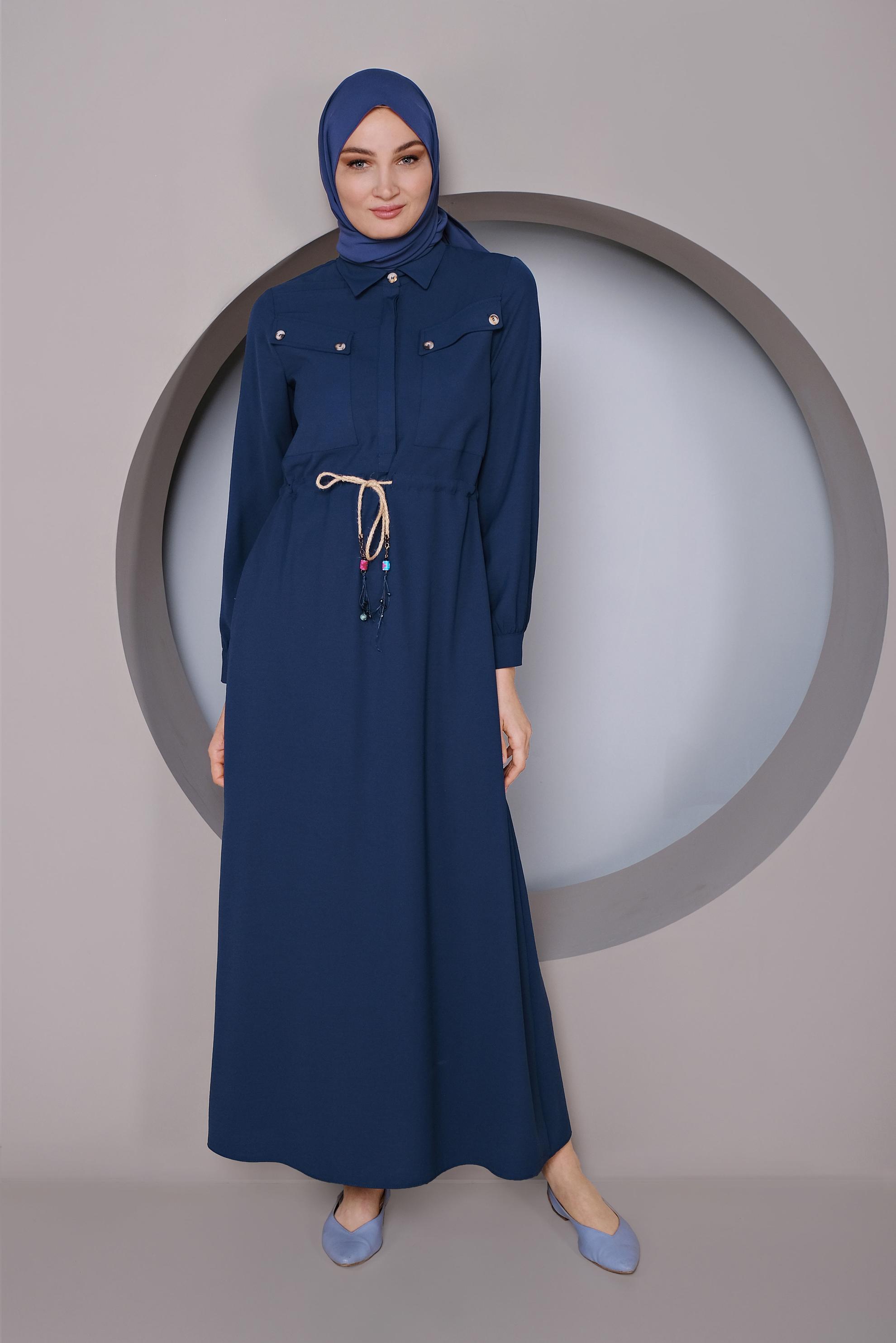 Tesettür giyim LACİVERT BELDEN BÜZGÜ BAĞCIKLI ELBİSE 41373