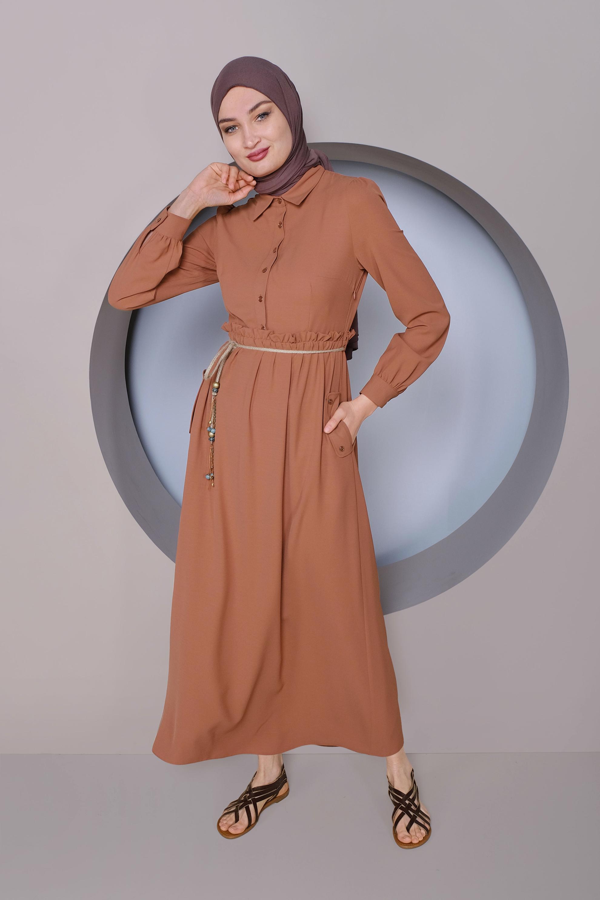 Tesettür giyim TURUNCU BEL KISMI BÜZGÜLÜ DÜĞMELİ ELBİSE 41383 
