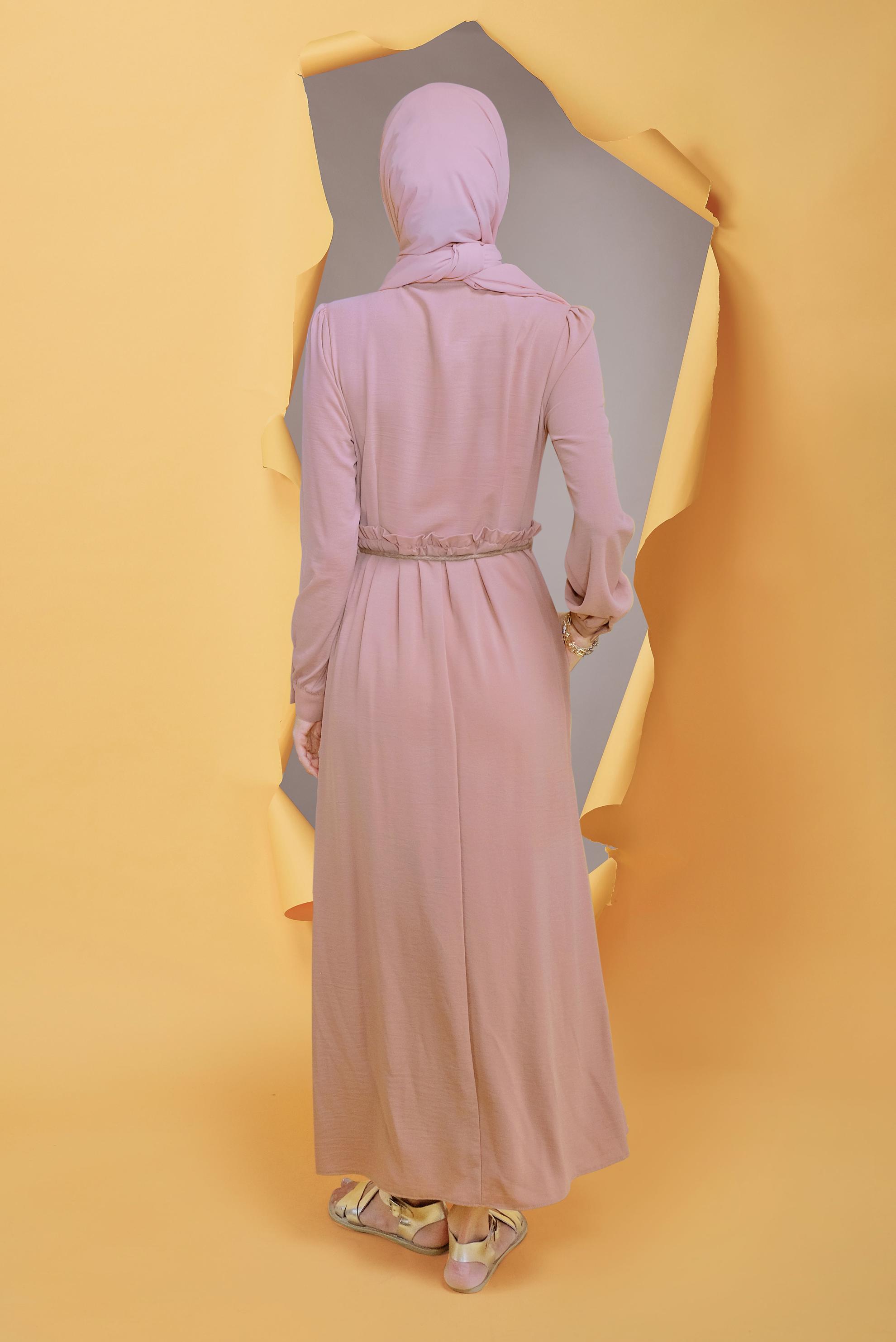 Tesettür giyim PUDRA BEL KISMI BÜZGÜLÜ DÜĞMELİ ELBİSE 41383 