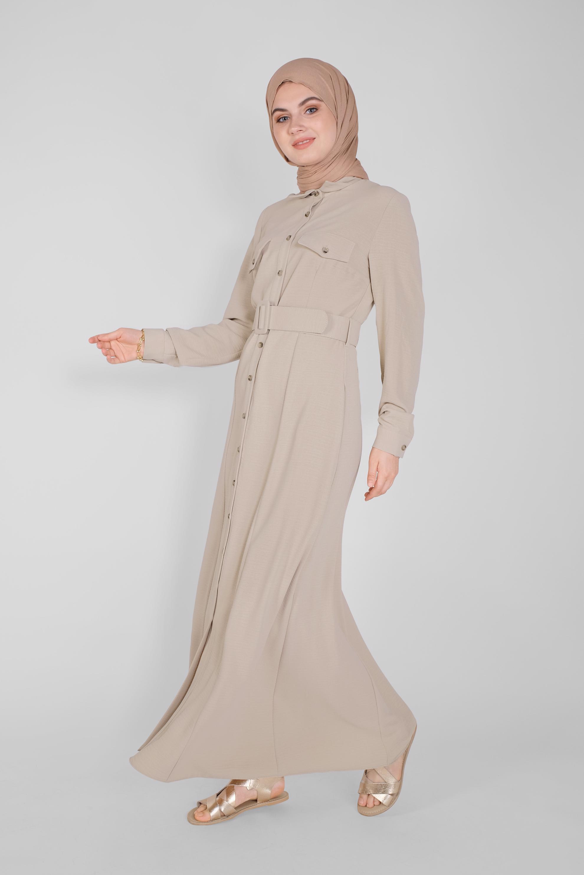 Tesettür giyim BEJ ÖNDEN DÜĞMELİ KEMERLİ ELBİSE 41384