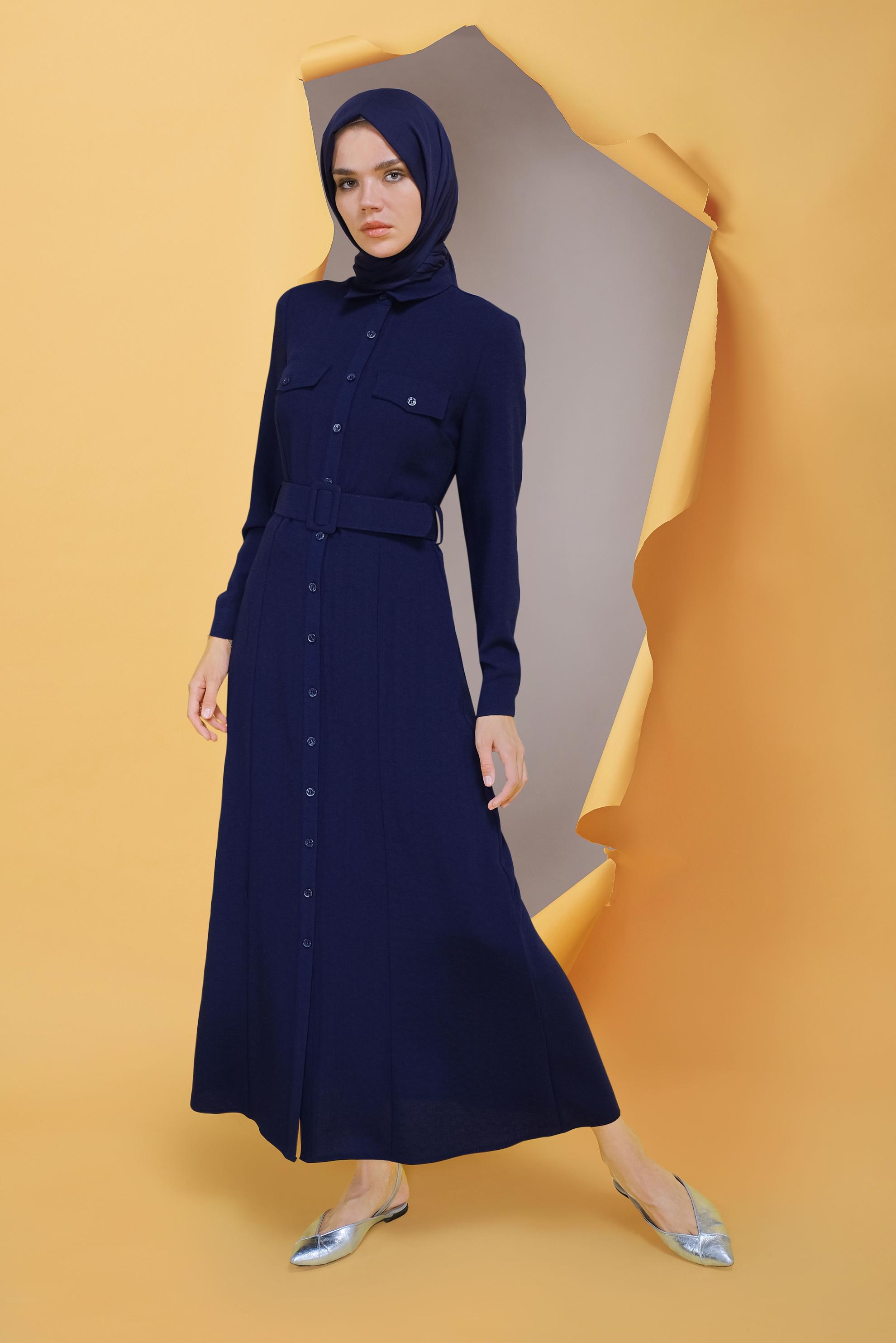 Tesettür giyim LACİVERT ÖNDEN DÜĞMELİ KEMERLİ ELBİSE 41384
