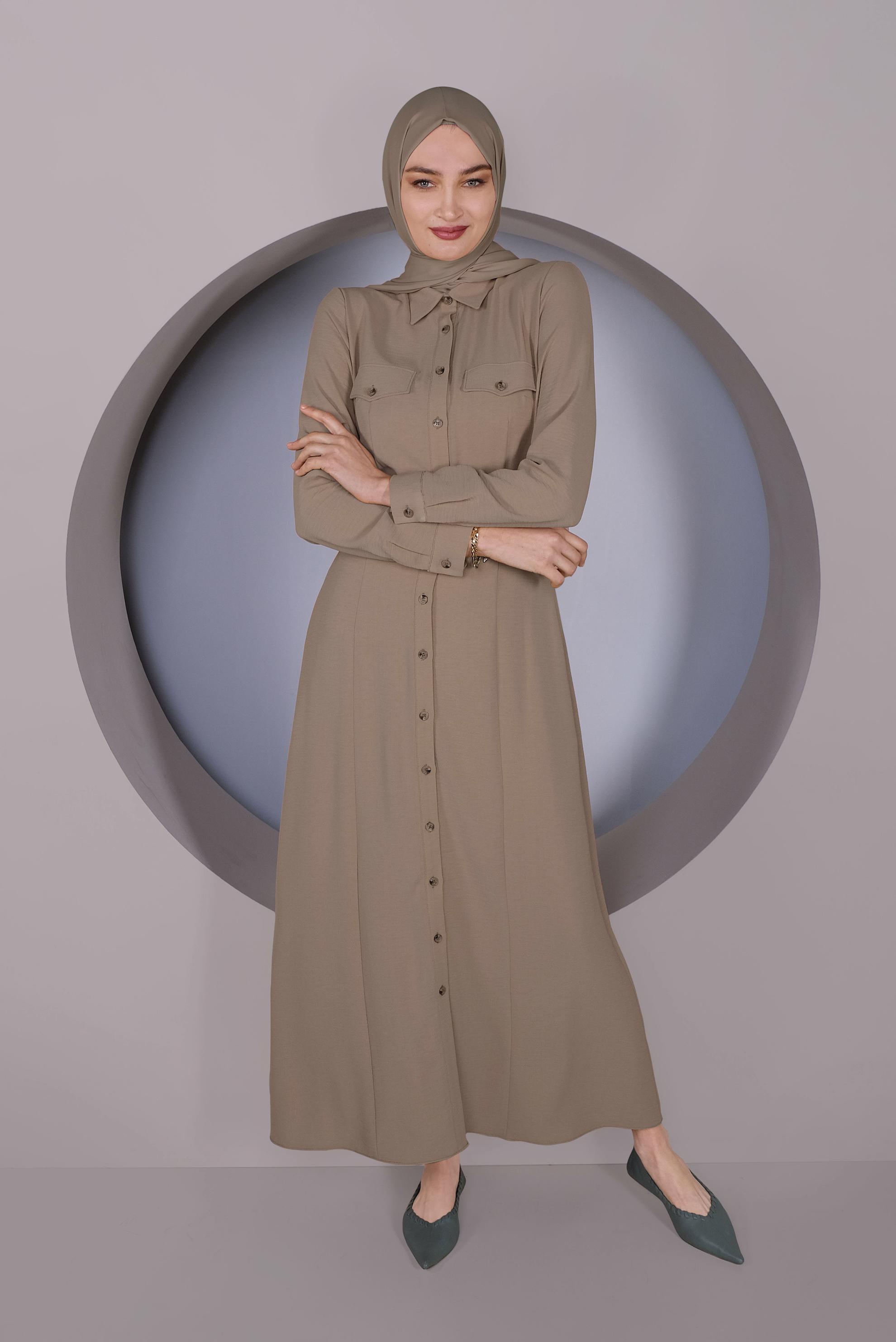 Tesettür giyim VİZON ÖNDEN DÜĞMELİ KEMERLİ ELBİSE 41384