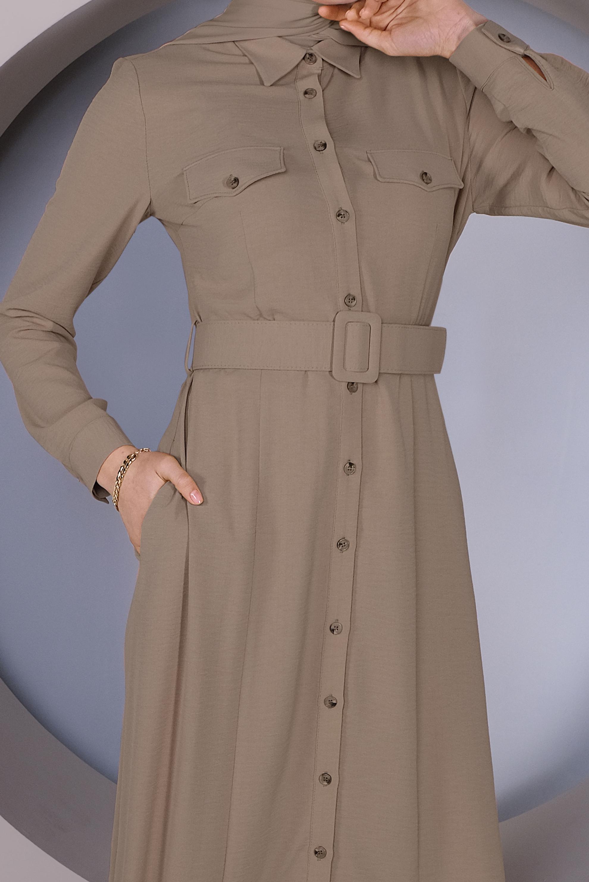 Tesettür giyim VİZON ÖNDEN DÜĞMELİ KEMERLİ ELBİSE 41384