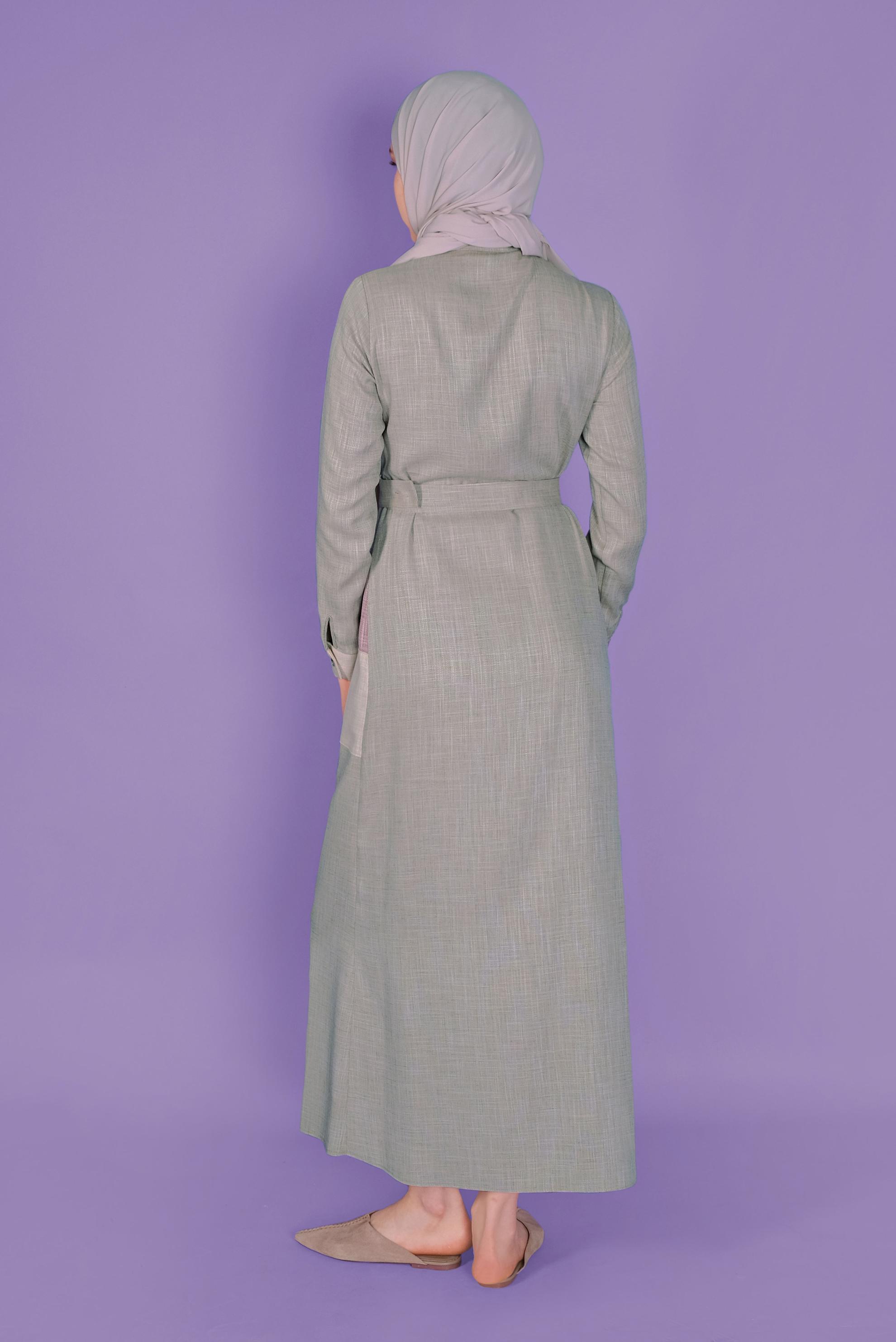 Tesettür giyim HAKİ KEMERLİ DÜĞMELİ ELBİSE 41403 