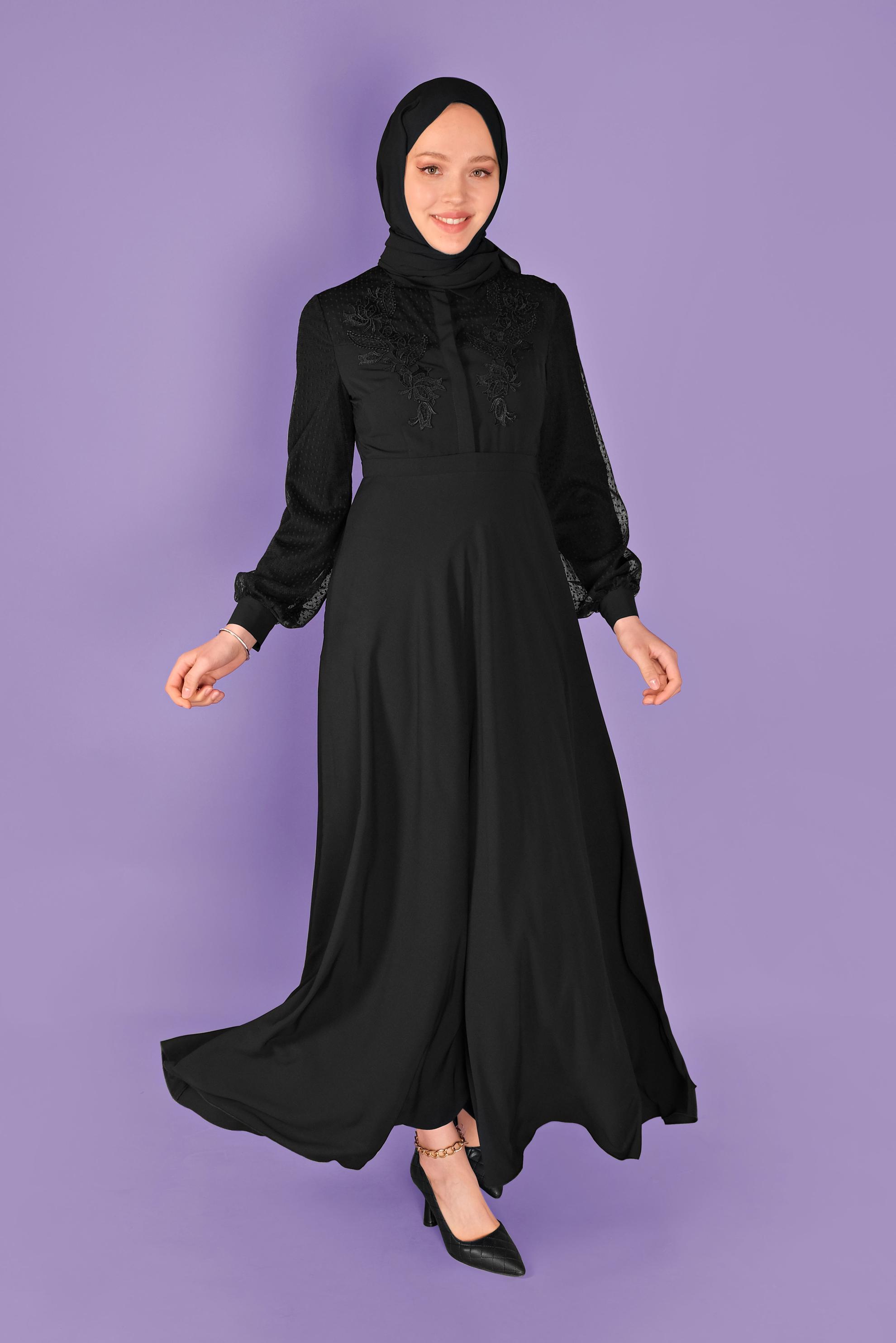 Tesettür giyim SİYAH TÜL VE GÜPÜR DETAYLI ELBİSE 41404 