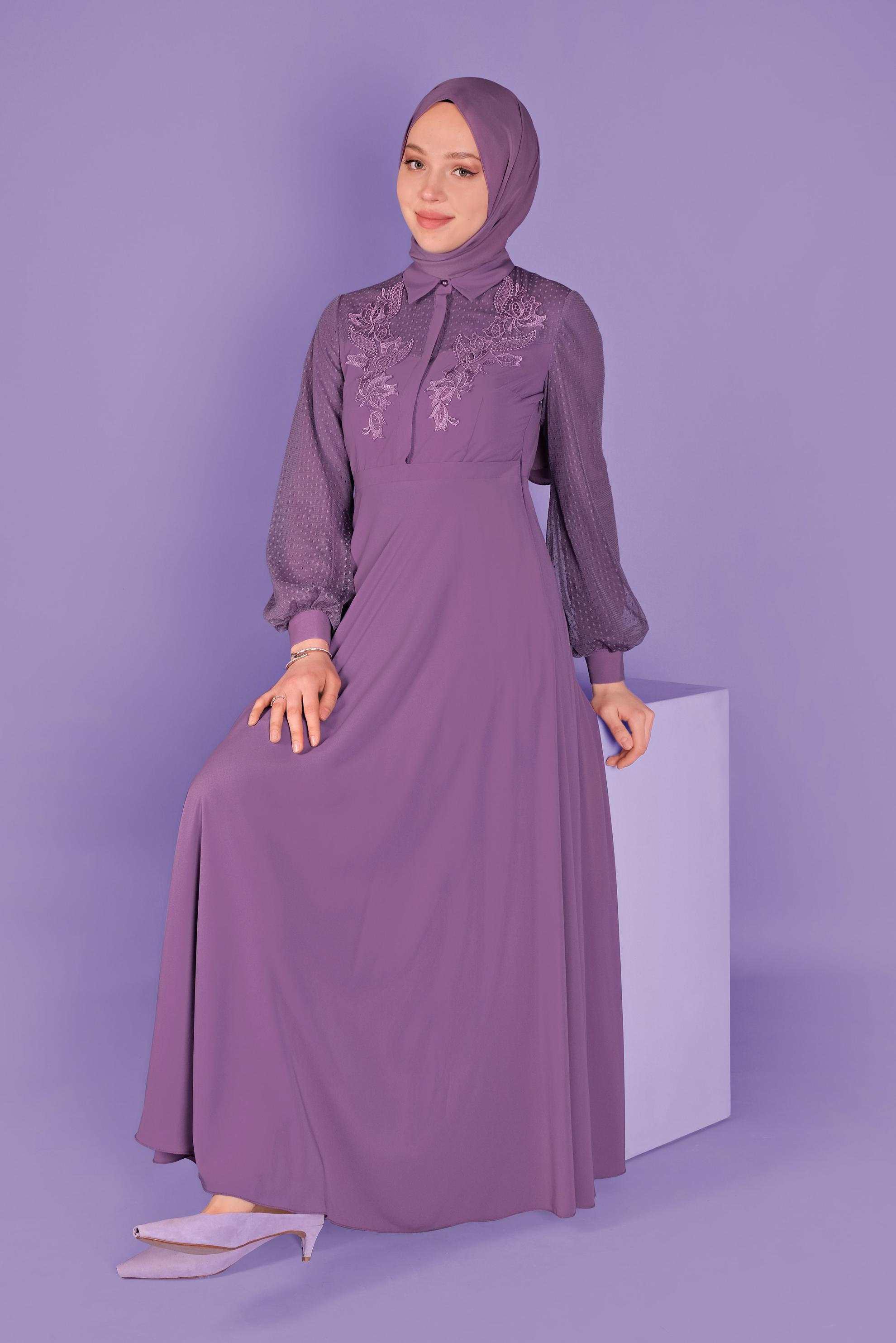 Tesettür giyim MOR TÜL VE GÜPÜR DETAYLI ELBİSE 41404 