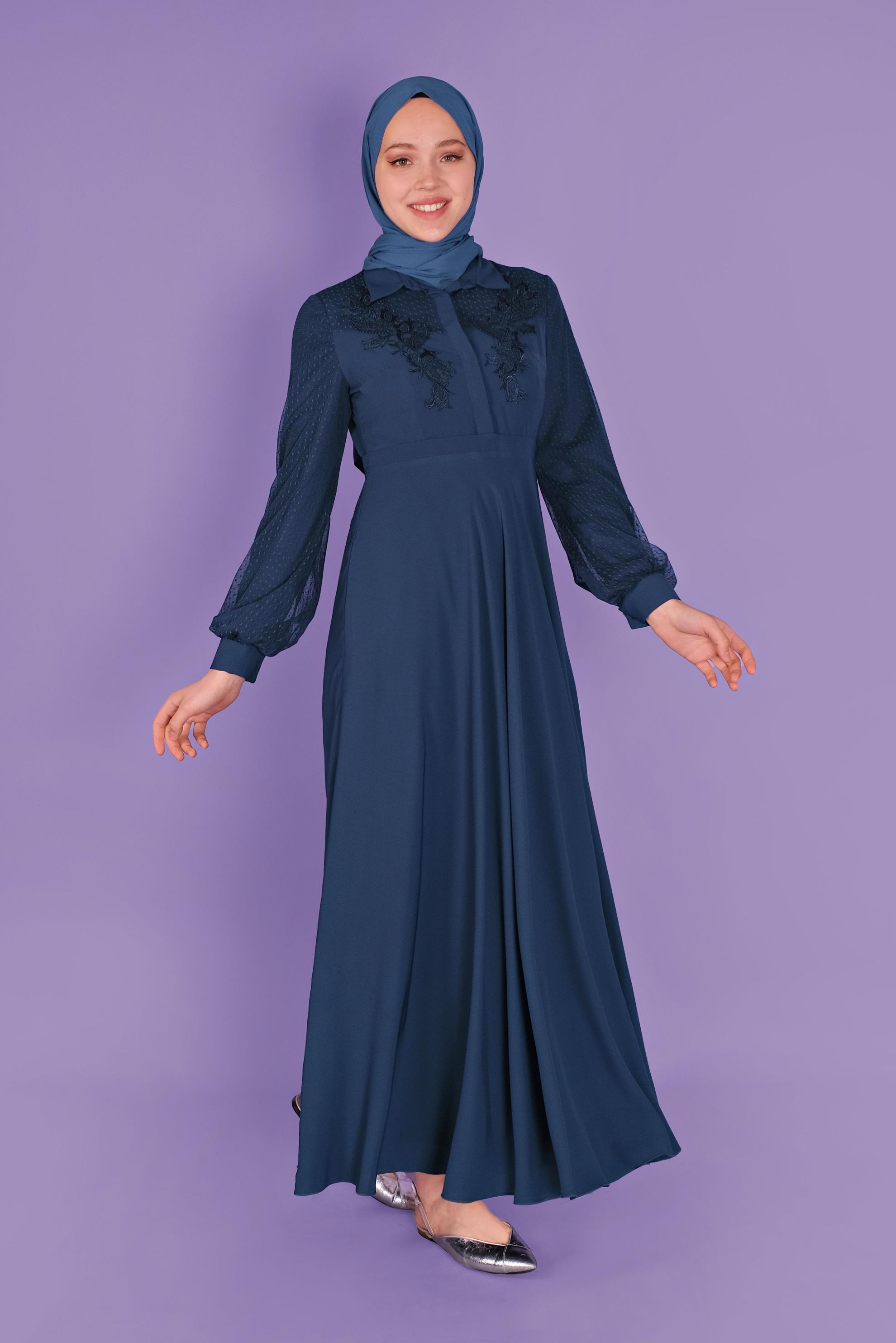 Tesettür giyim LACİVERT TÜL VE GÜPÜR DETAYLI ELBİSE 41404 